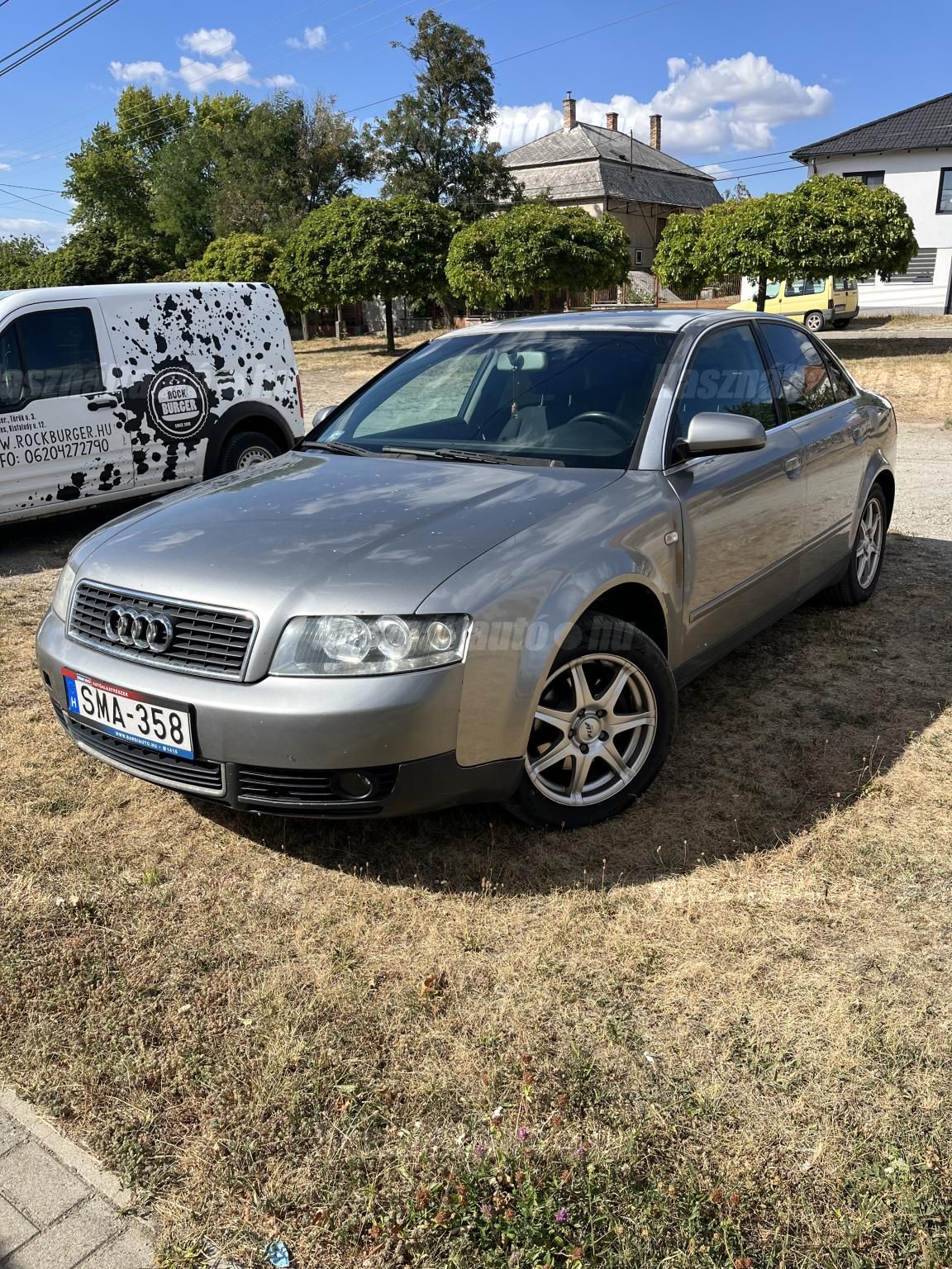AUDI A4 2004/6 - 1