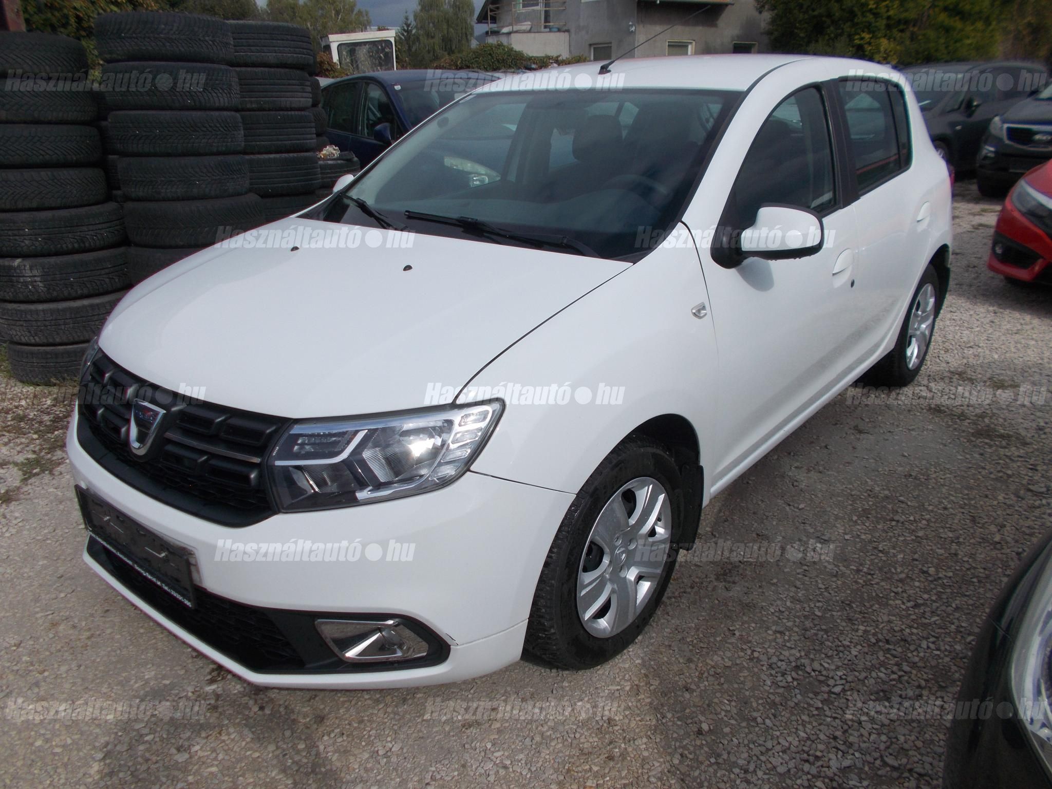 DACIA SANDERO 2017/4 - 1