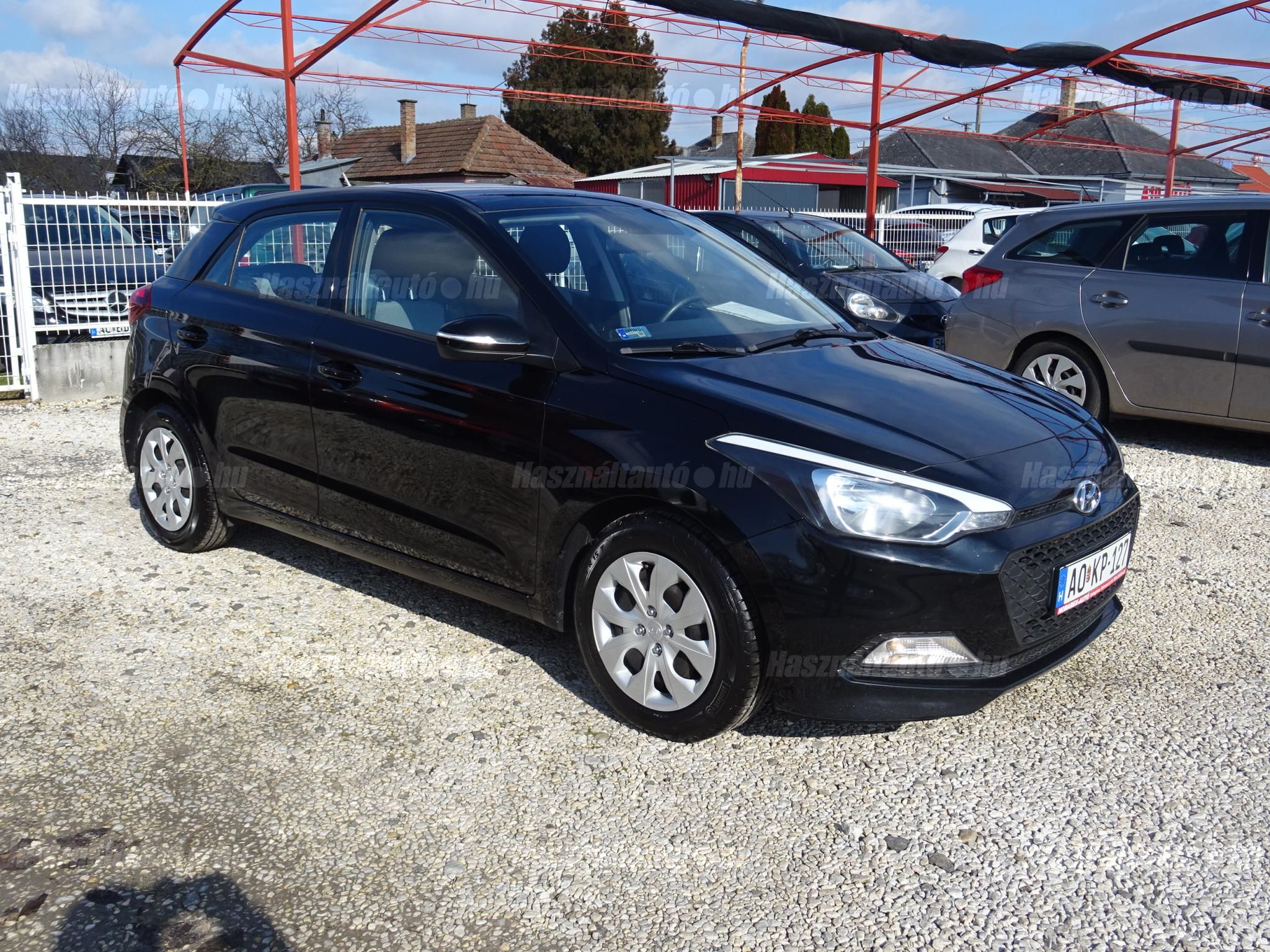 HYUNDAI I20 2016/7 - 1