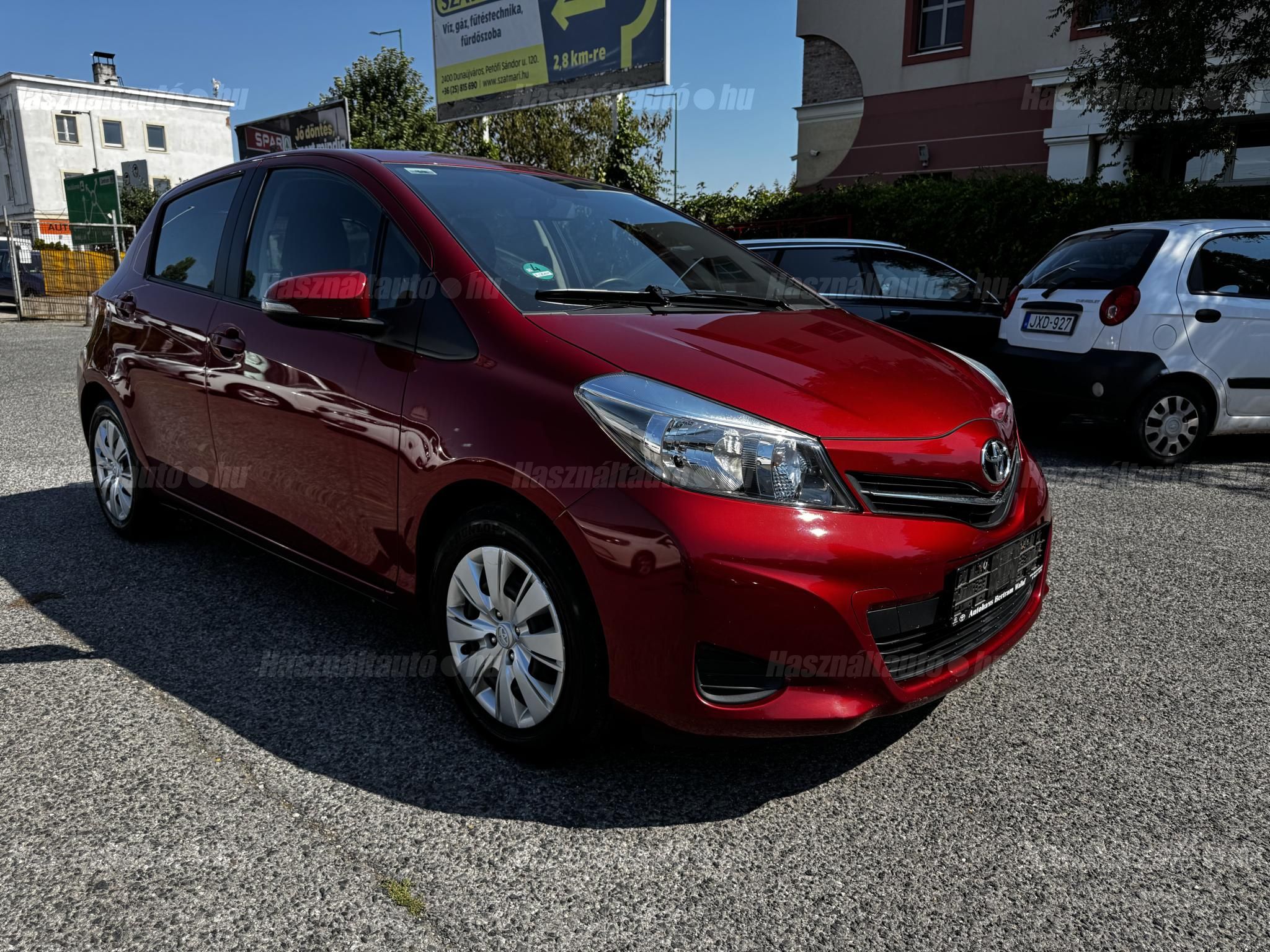 TOYOTA YARIS 2012/3 - 1