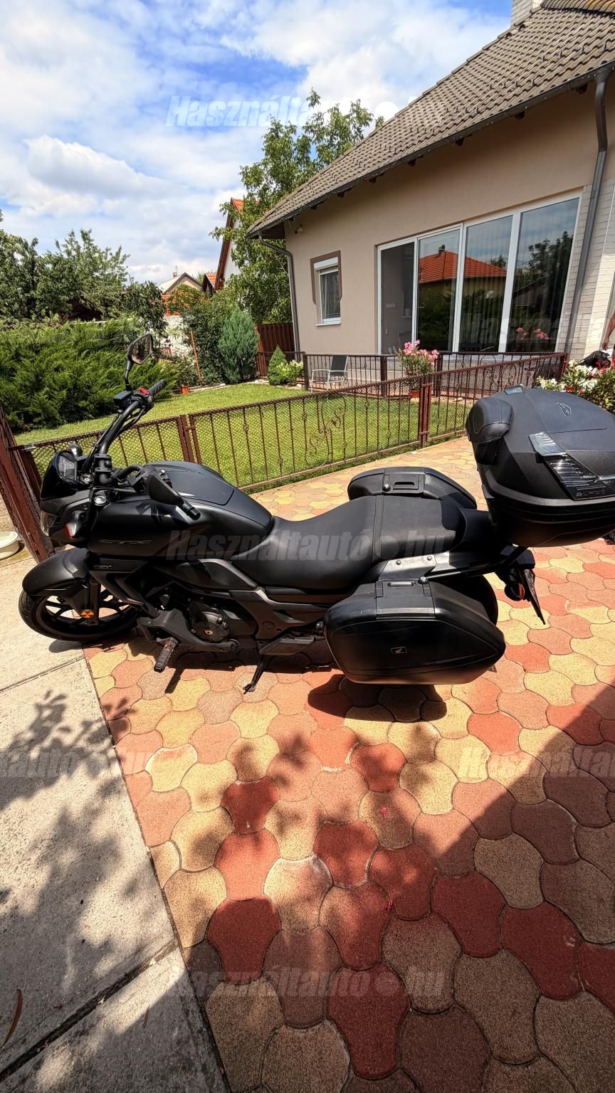 HONDA CTX 700 D 2014/4 - 1