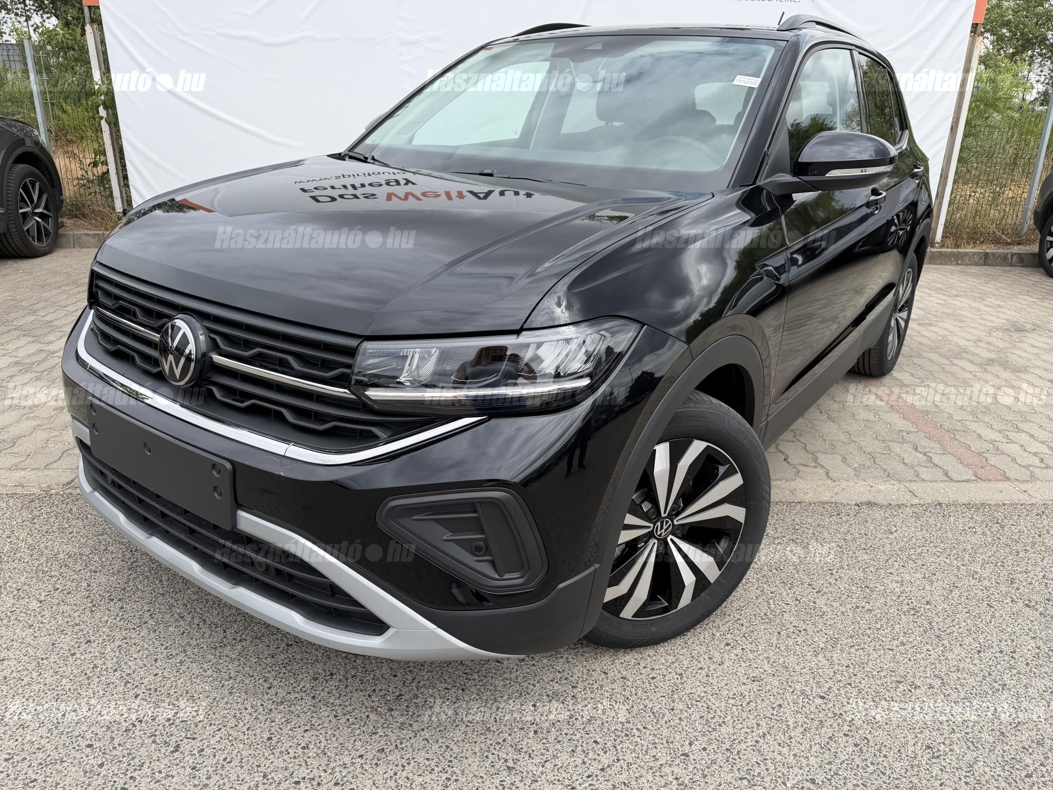 VOLKSWAGEN T-CROSS 2026 - 1