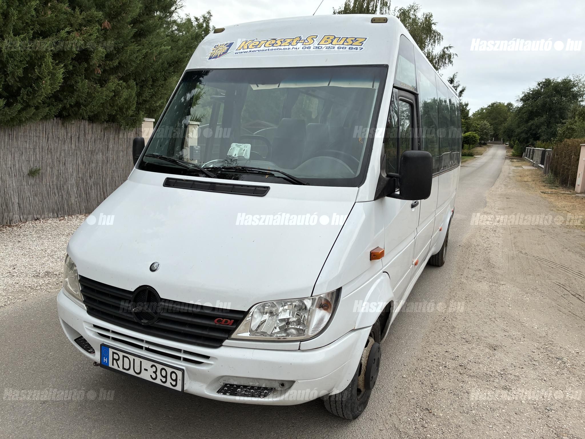 MERCEDES-BENZ 2002/2 - 1