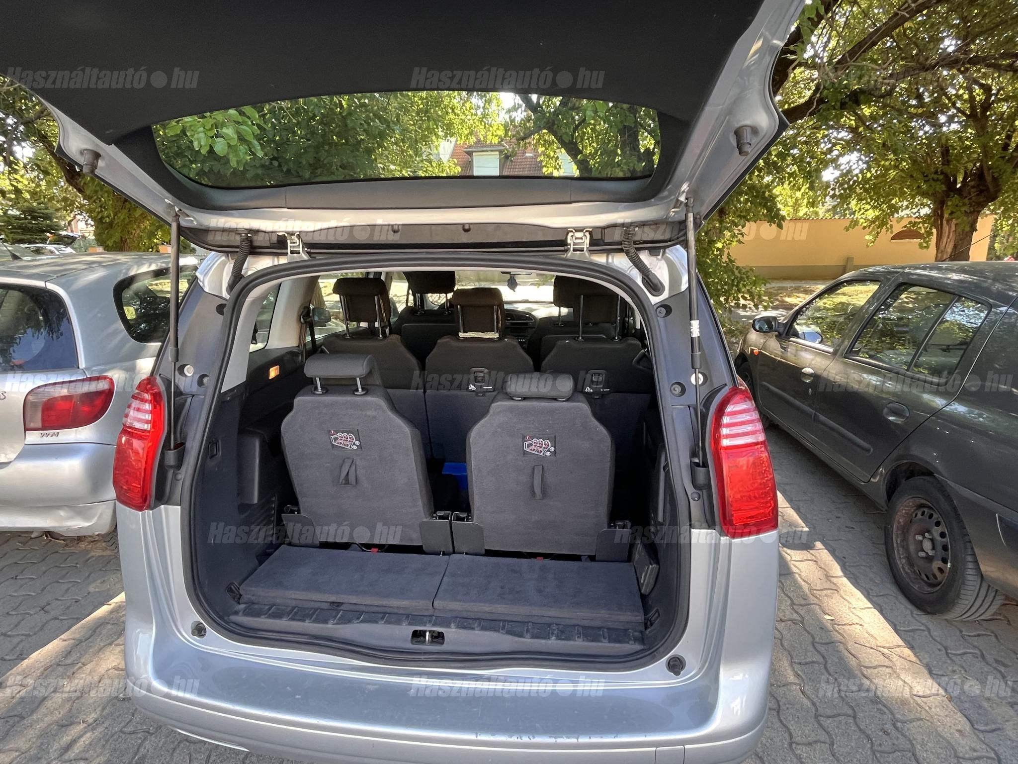 PEUGEOT 5008 2010/3 - 1