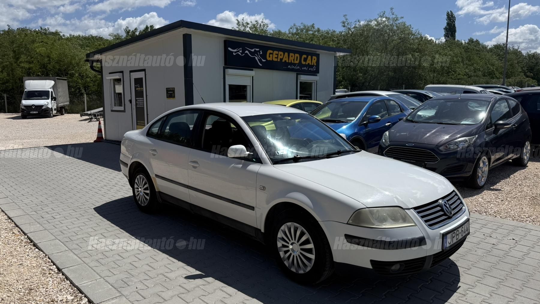 VOLKSWAGEN PASSAT 2001/11 - 1