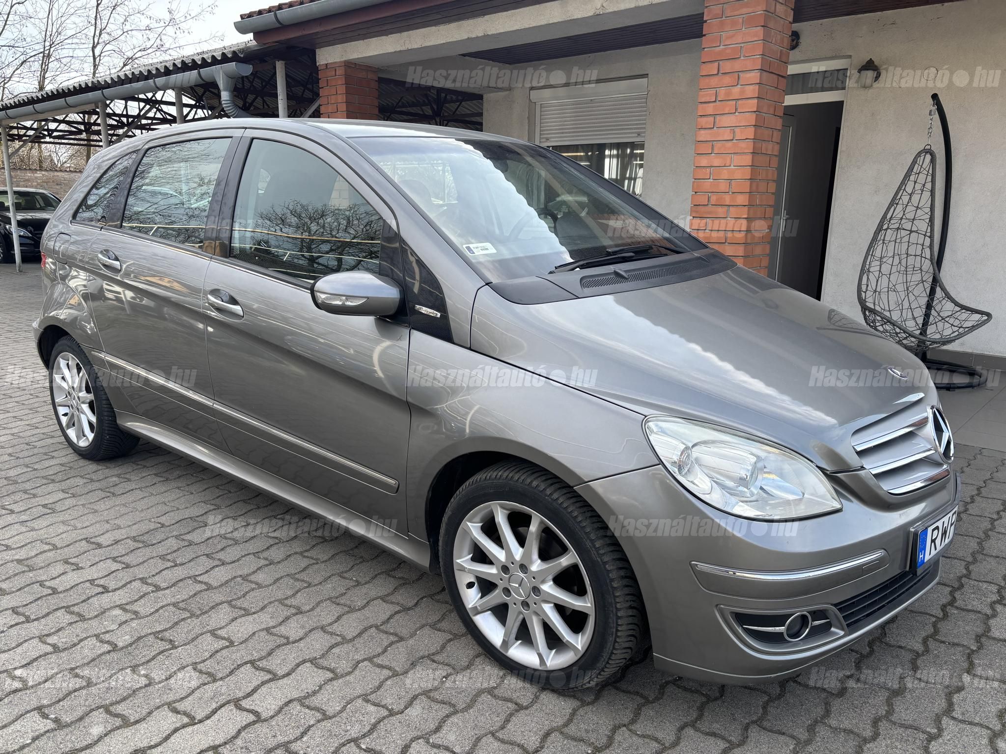 MERCEDES-BENZ B 170 2005/10 - 1