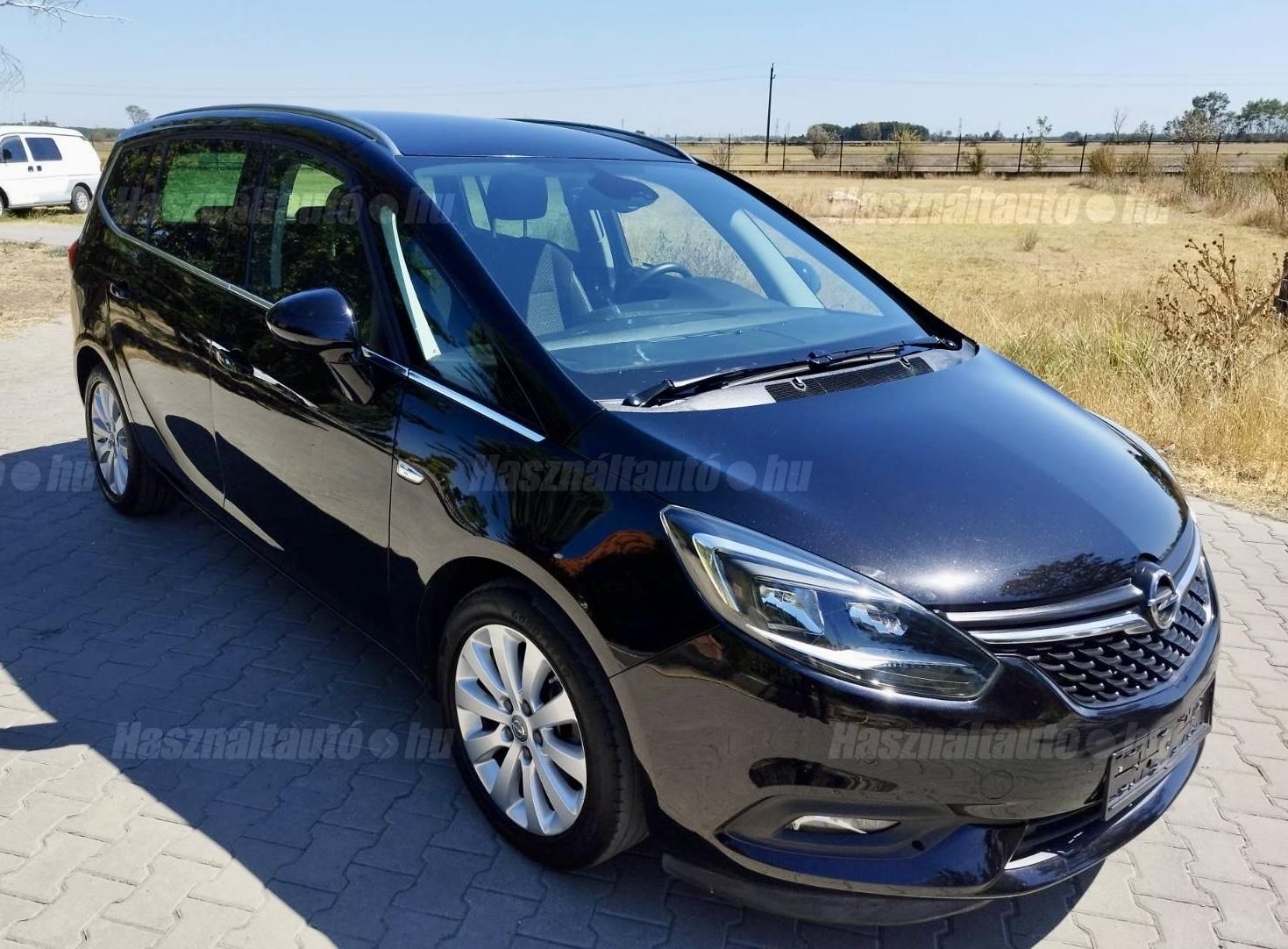 OPEL ZAFIRA 2017 - 1