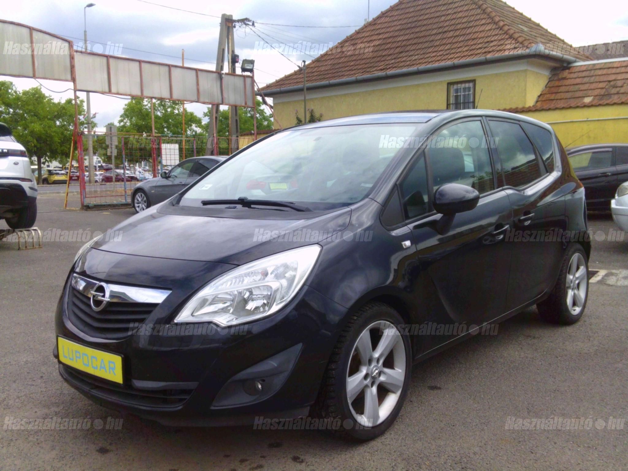 OPEL MERIVA B 2010/8 - 1