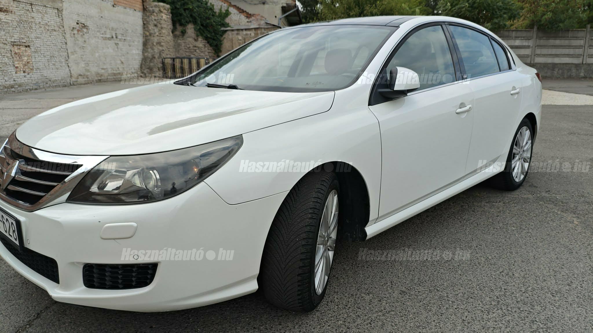 RENAULT LATITUDE 2012/1 - 1