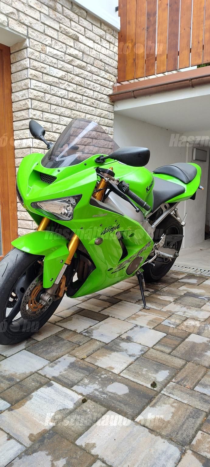 KAWASAKI ZX-6R (NINJA) 2004 - 1