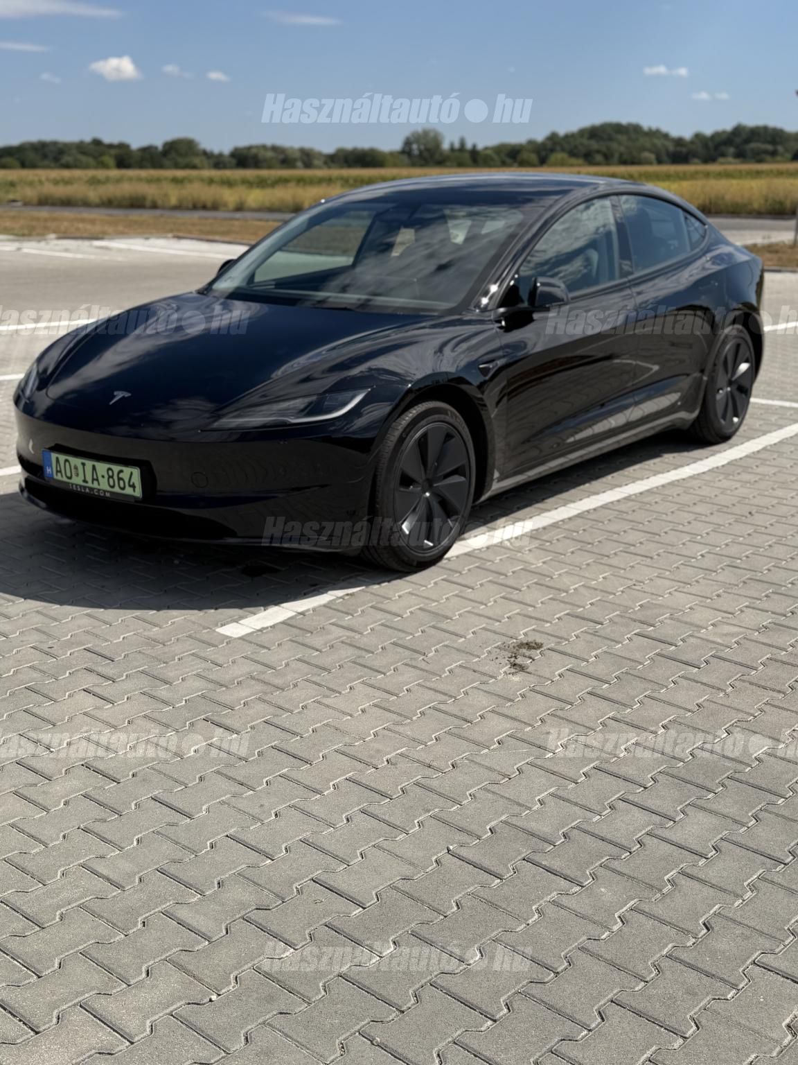 TESLA MODEL 3 2024/6 - 1