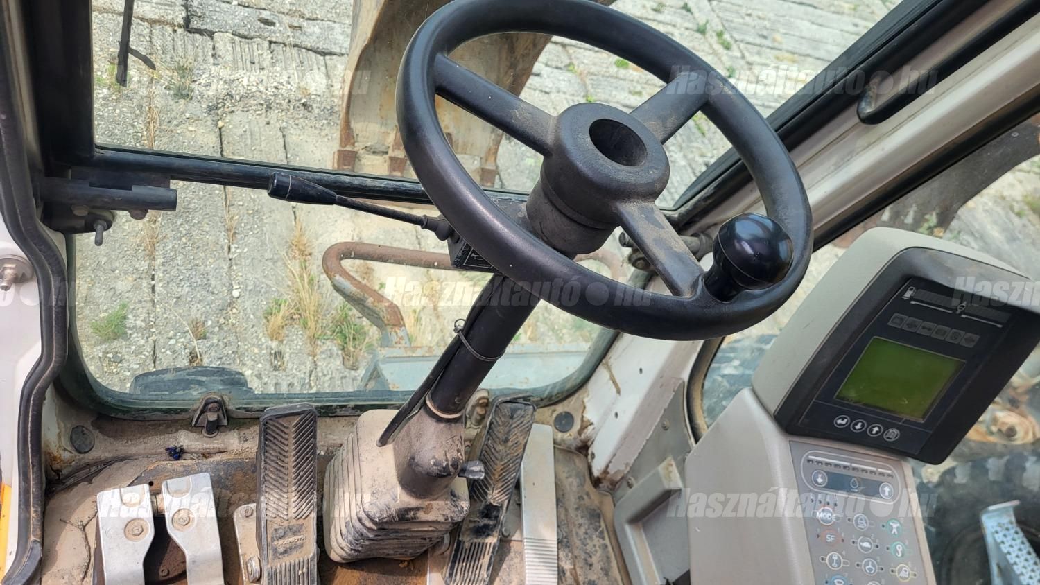 LIEBHERR 2001 - 1