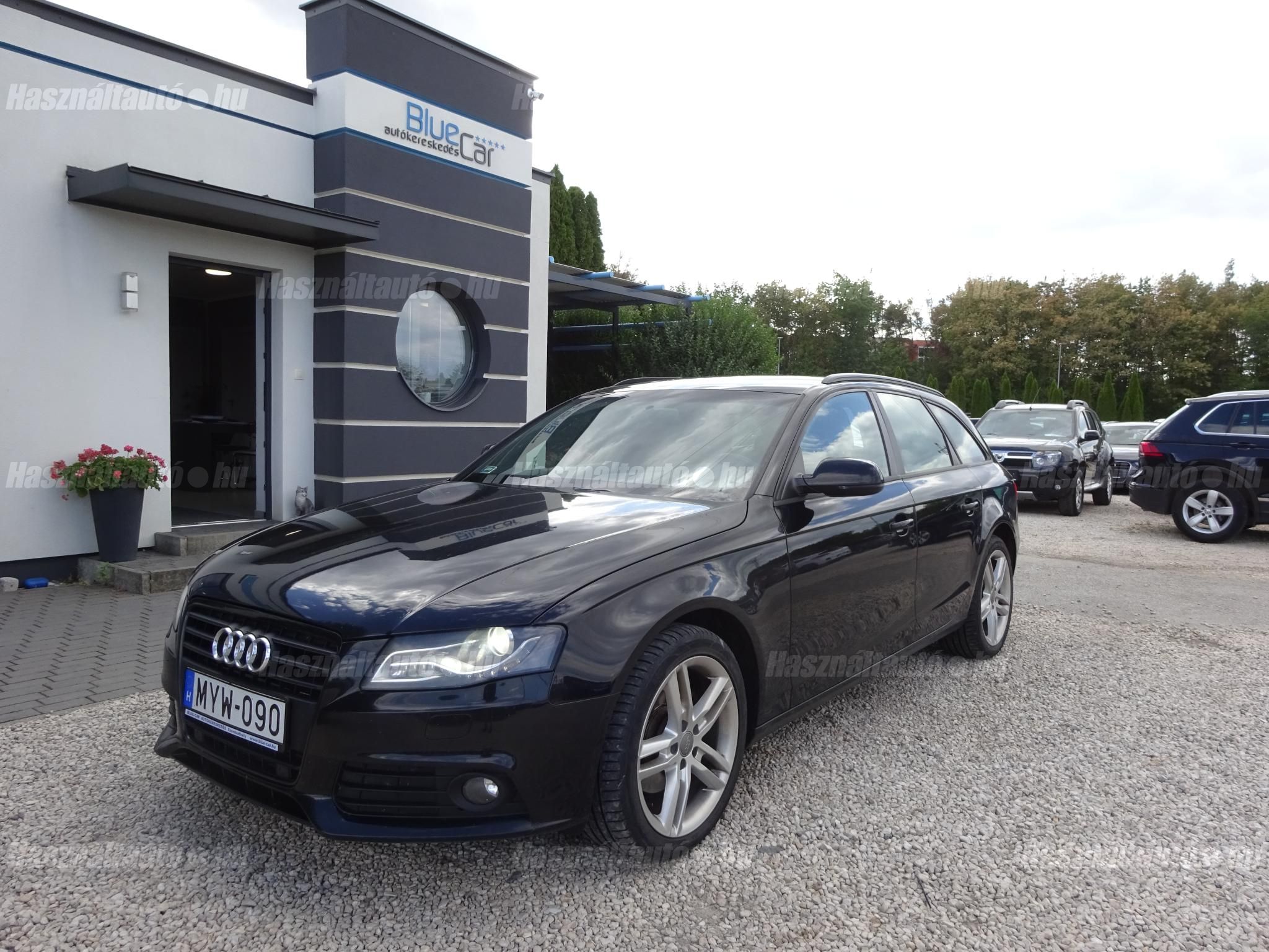 AUDI A4 2011/6 - 1
