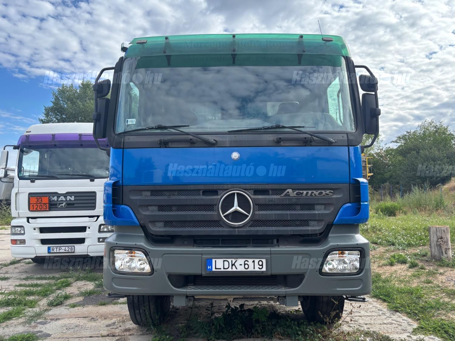 MERCEDES-BENZ 2005 - 1