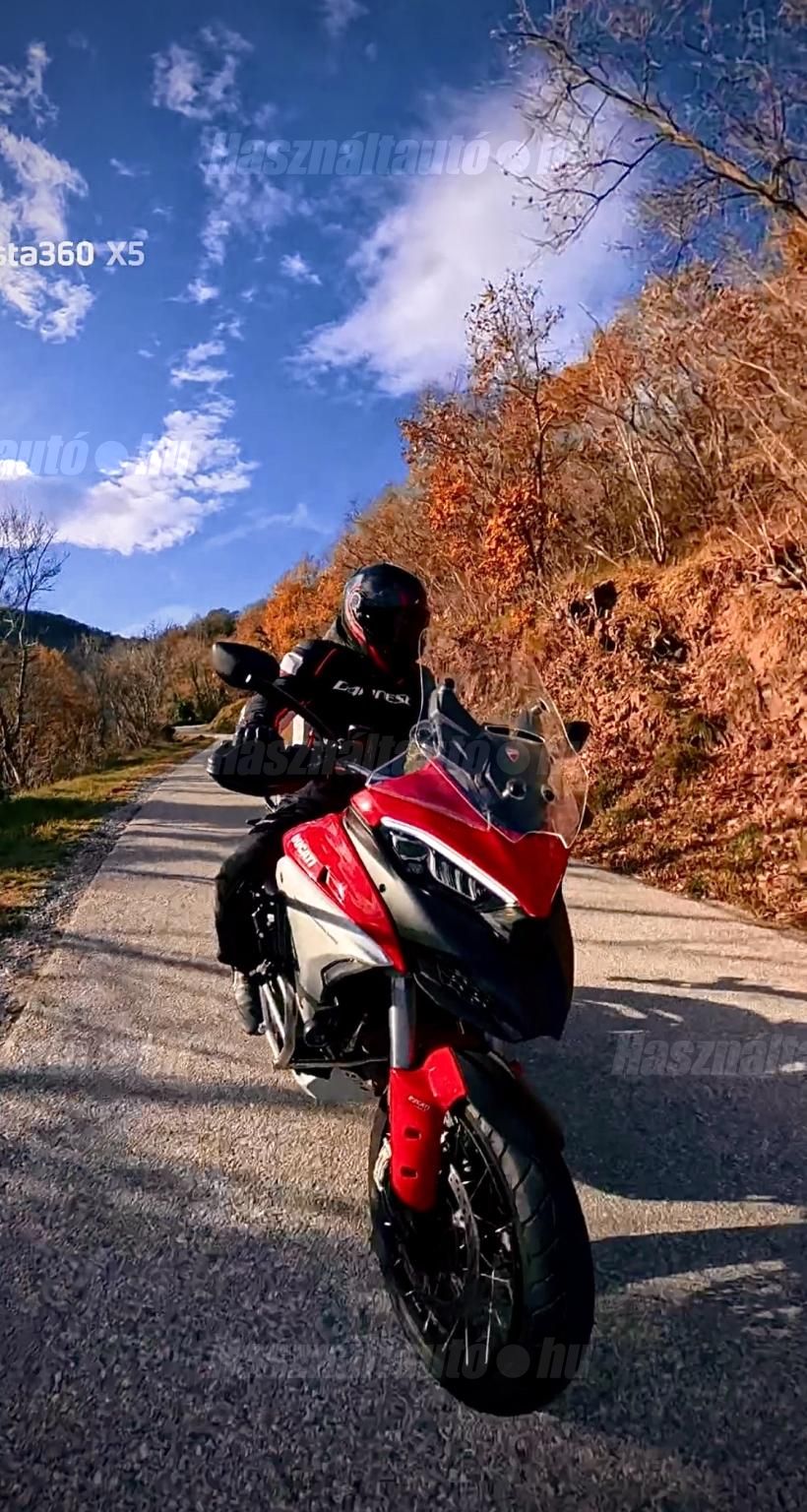 DUCATI MULTISTRADA V4 2022/6 - 1