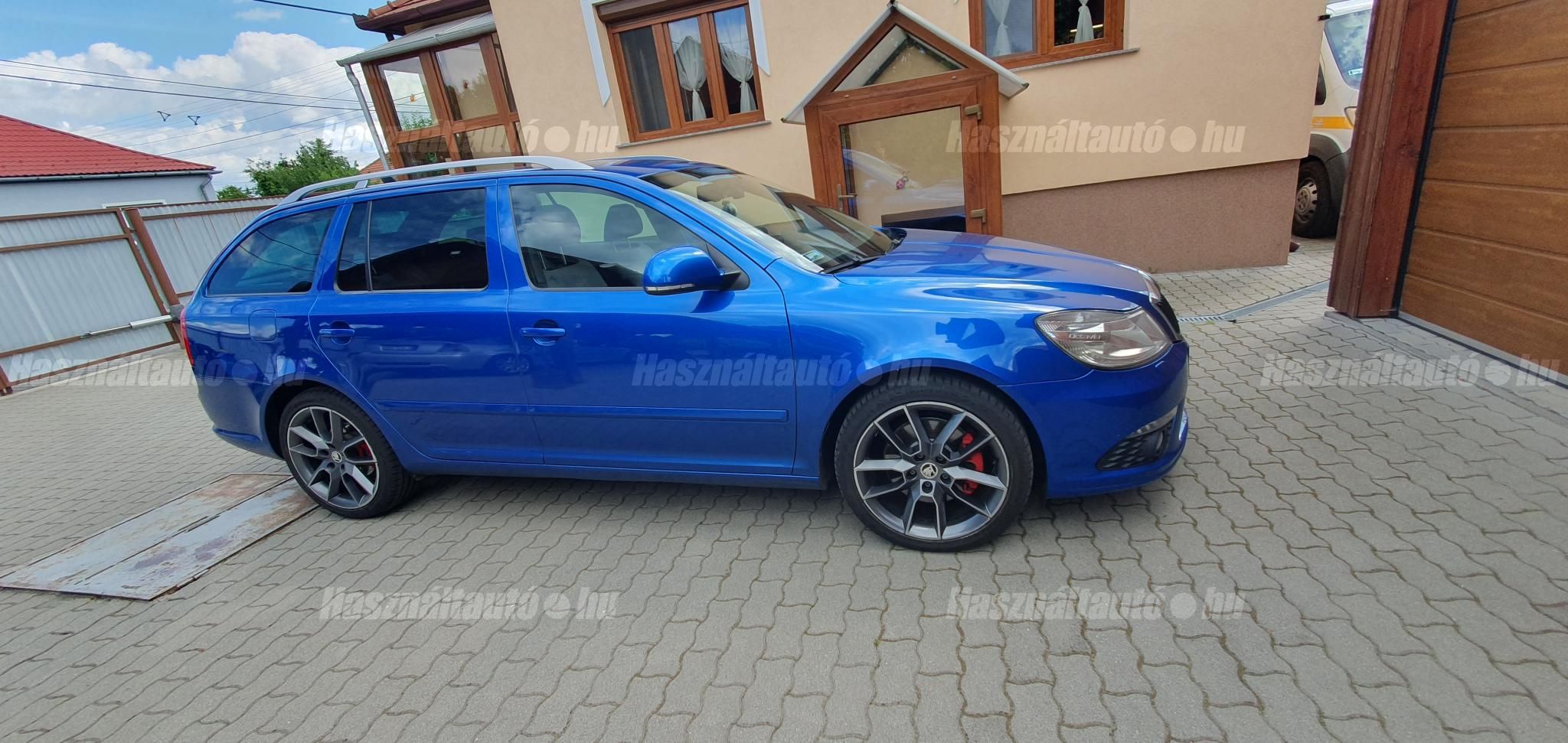 SKODA OCTAVIA 2010/10 - 1