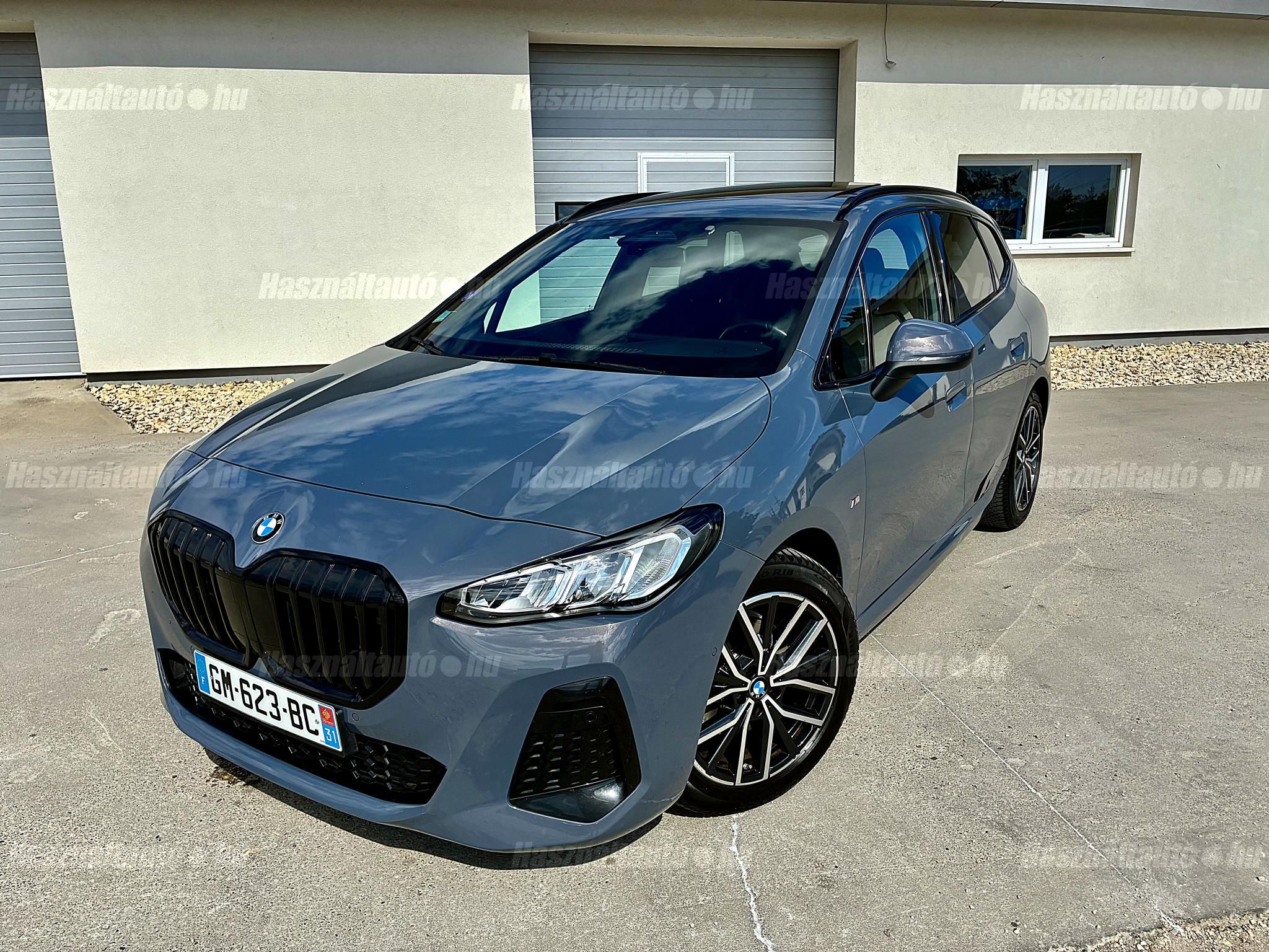 BMW 220 2023/11 - 1