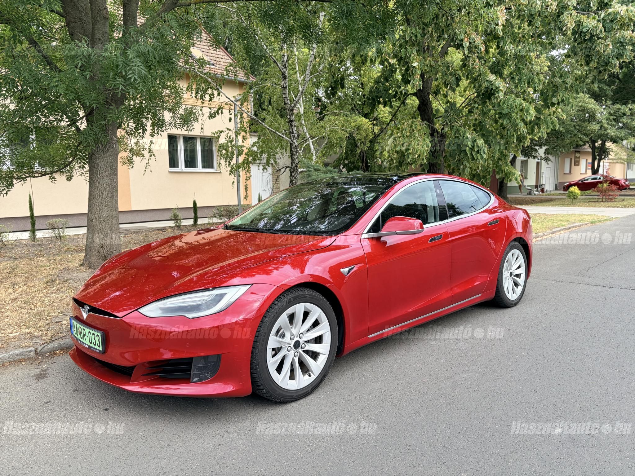 TESLA MODEL S 2017/6 - 1