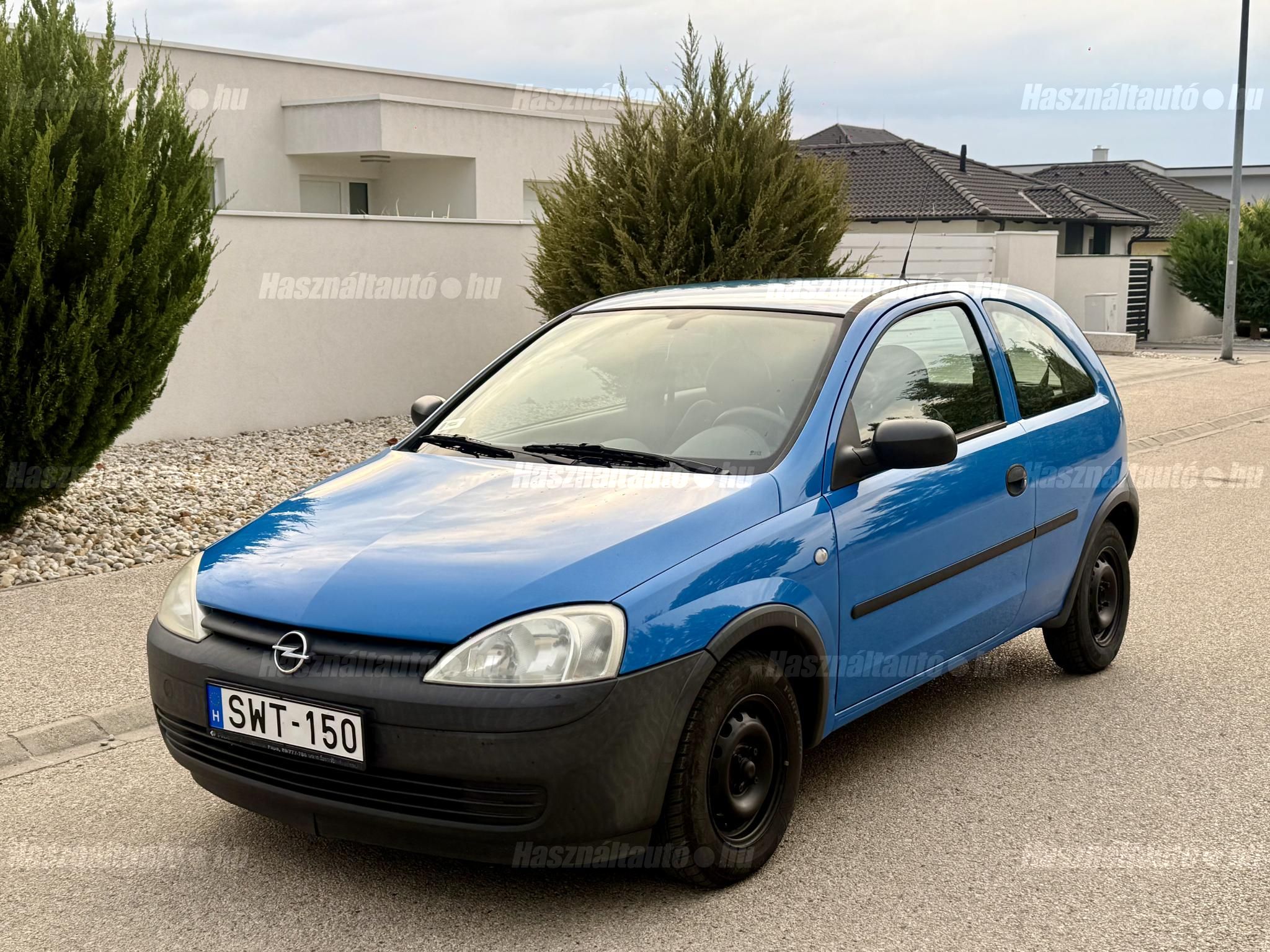 OPEL CORSA 2002/8 - 1