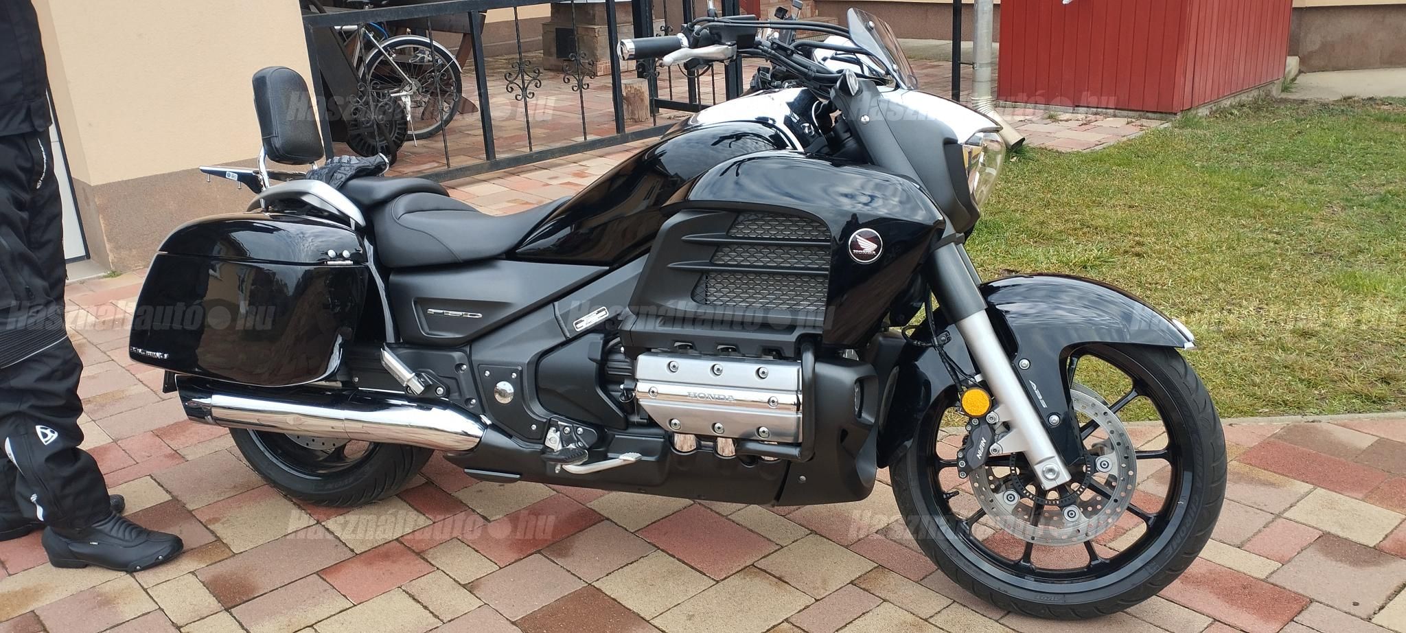HONDA GL 1800 (GOLD WING) 2015/2 - 1
