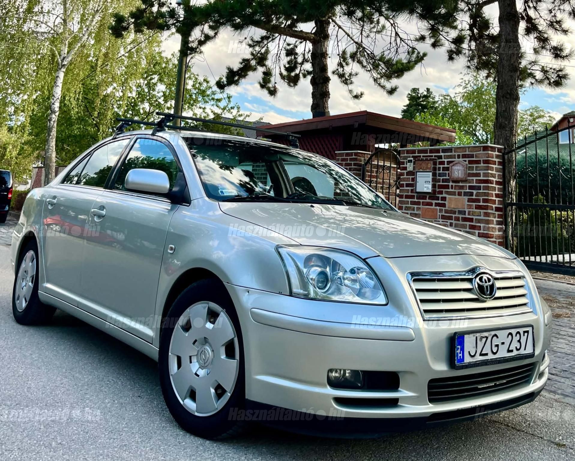TOYOTA AVENSIS 2006/12 - 1