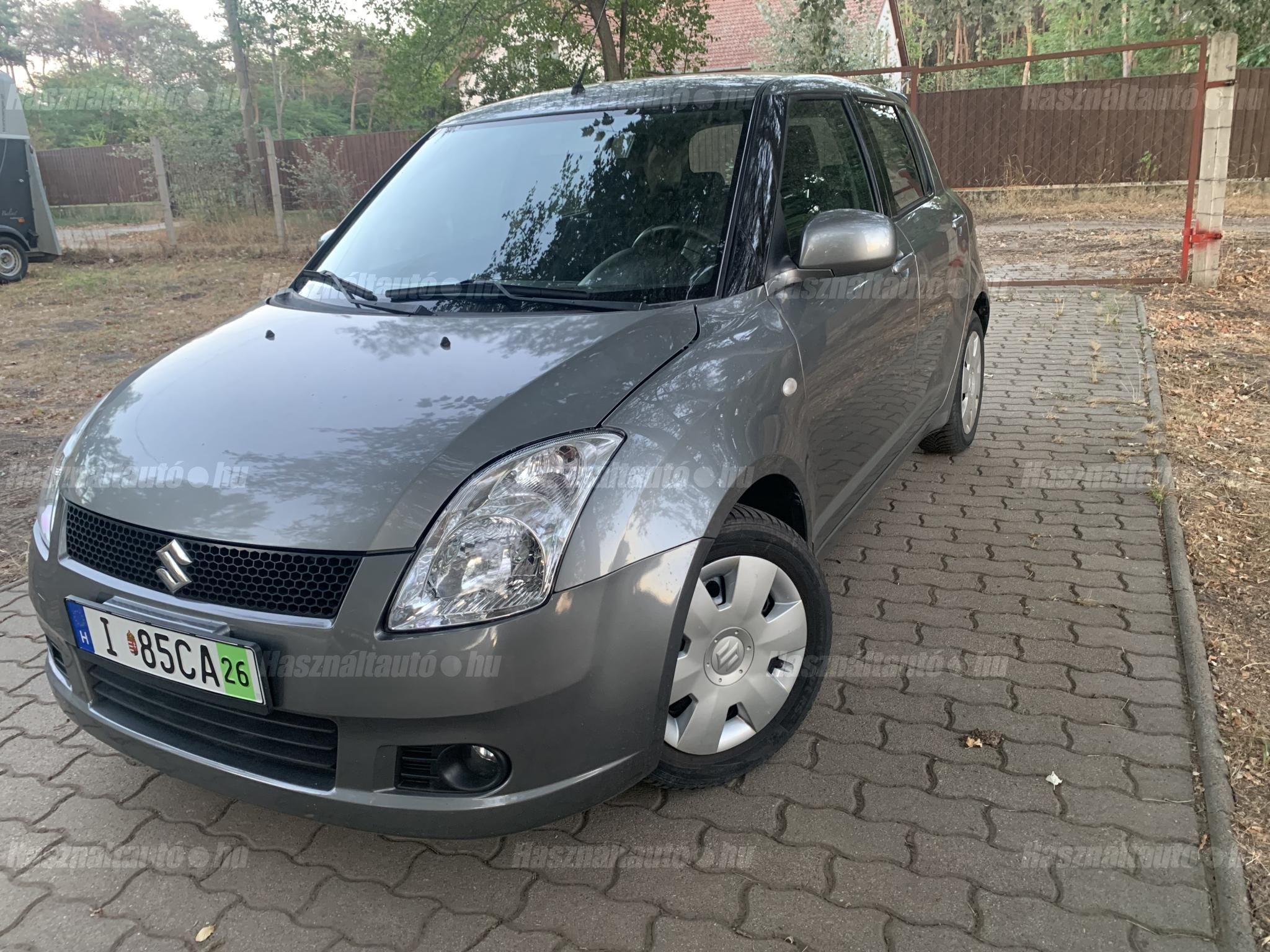 SUZUKI SWIFT 2008/8 - 1