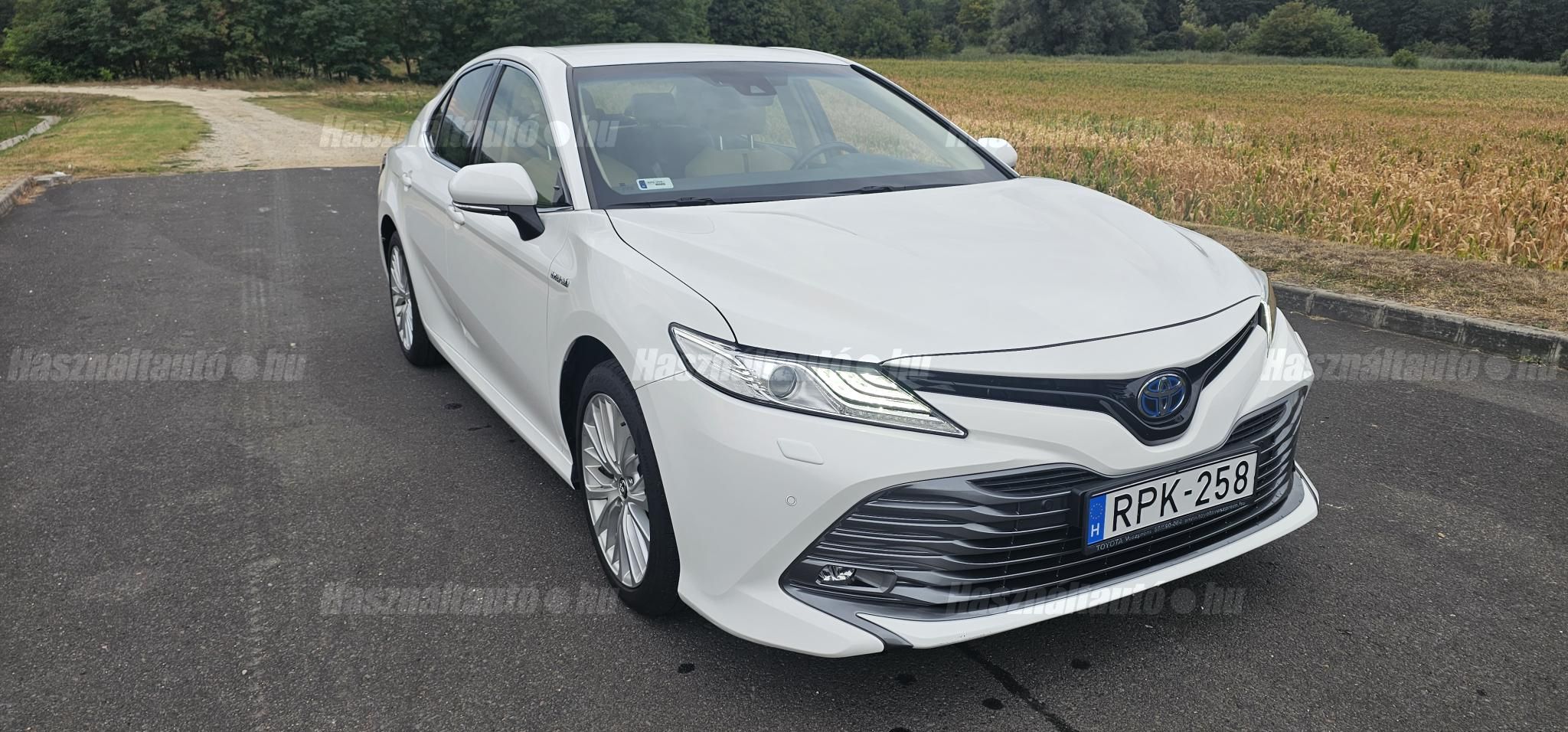 TOYOTA CAMRY 2019/8 - 1