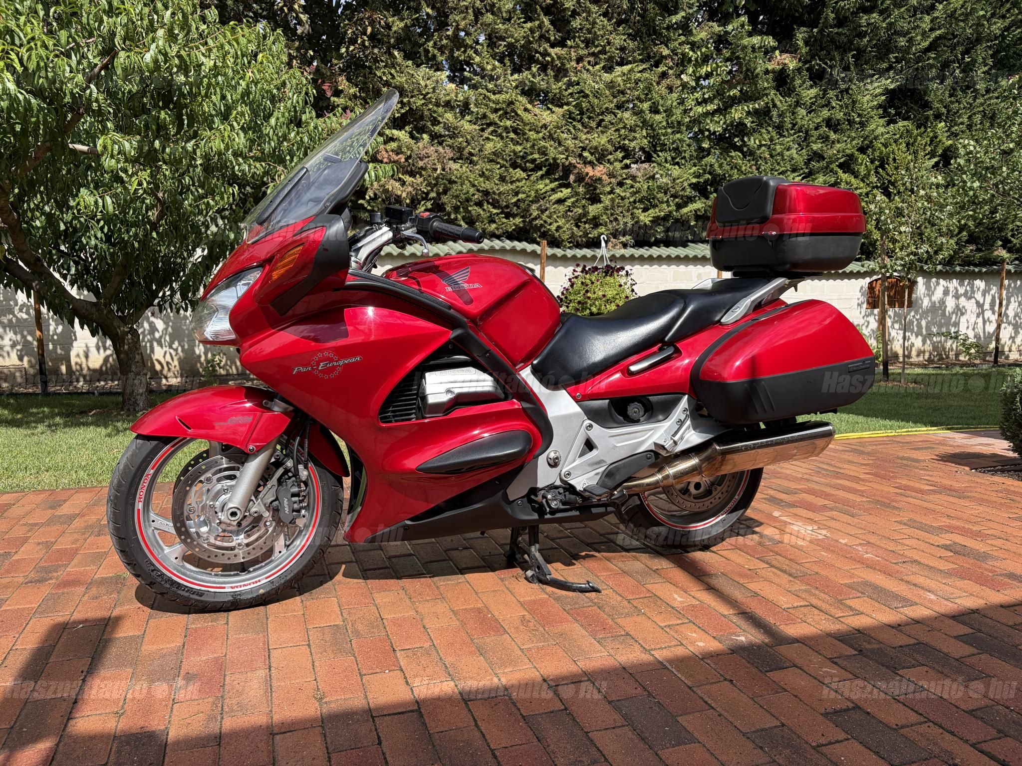HONDA ST 1300 PAN EUROPEAN 2003/8 - 1