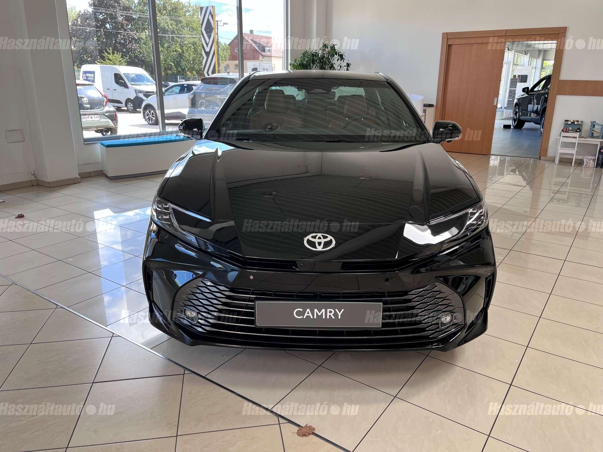 TOYOTA CAMRY 2026 - 1