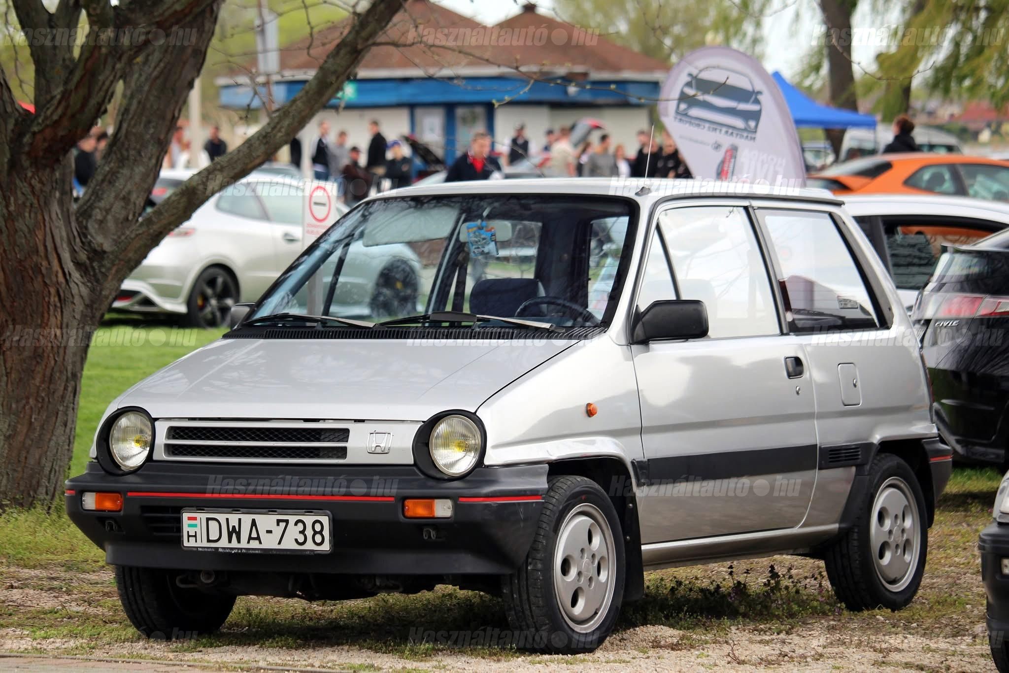 HONDA JAZZ 1986/3 - 1