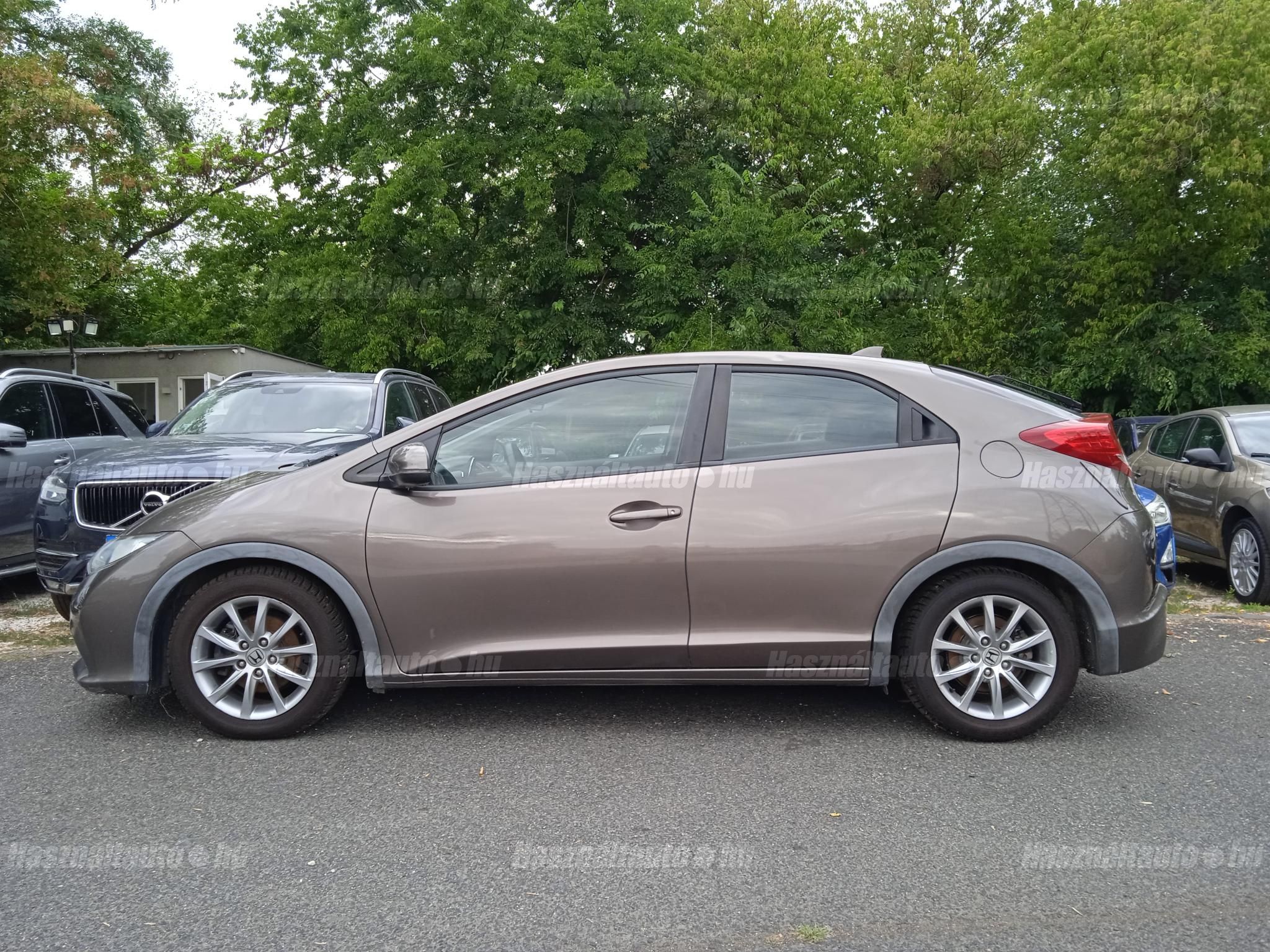 HONDA CIVIC 2013/9 - 1