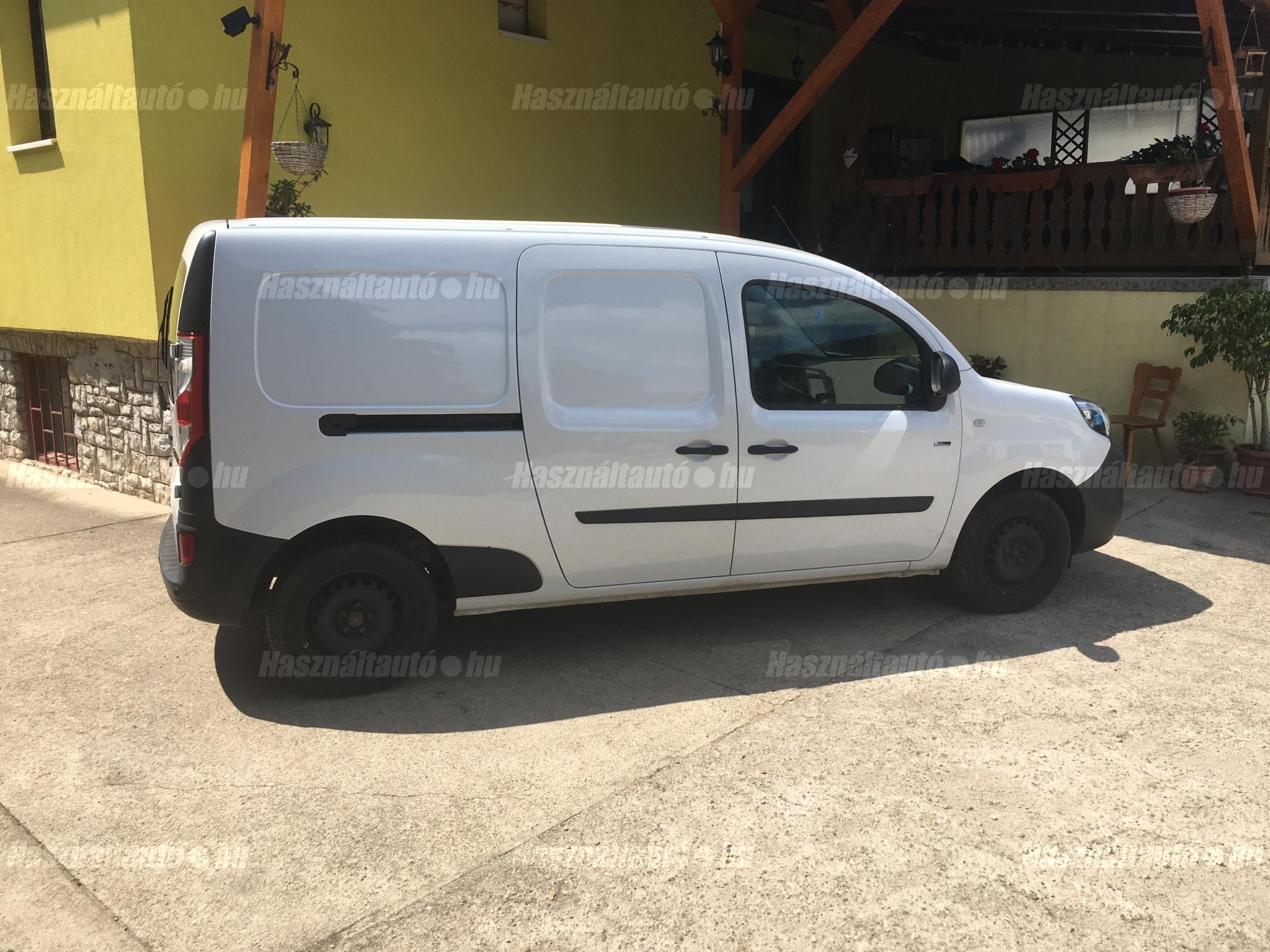 RENAULT KANGOO 2022/3 - 1