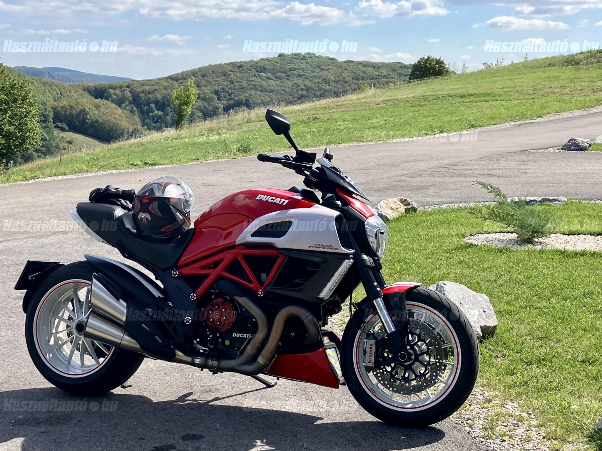 DUCATI DIAVEL 2013 - 1