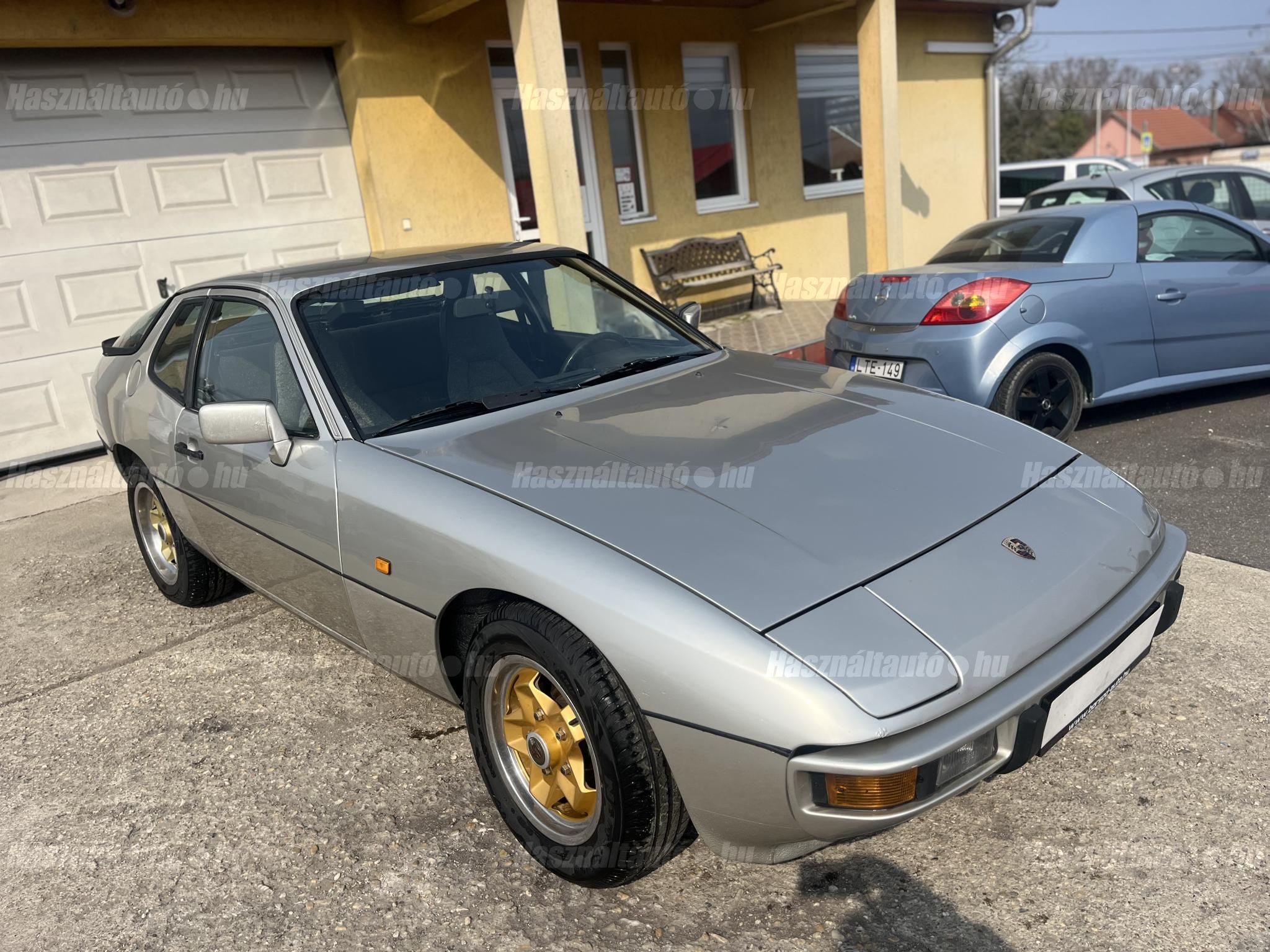 PORSCHE 924 1983/6 - 1