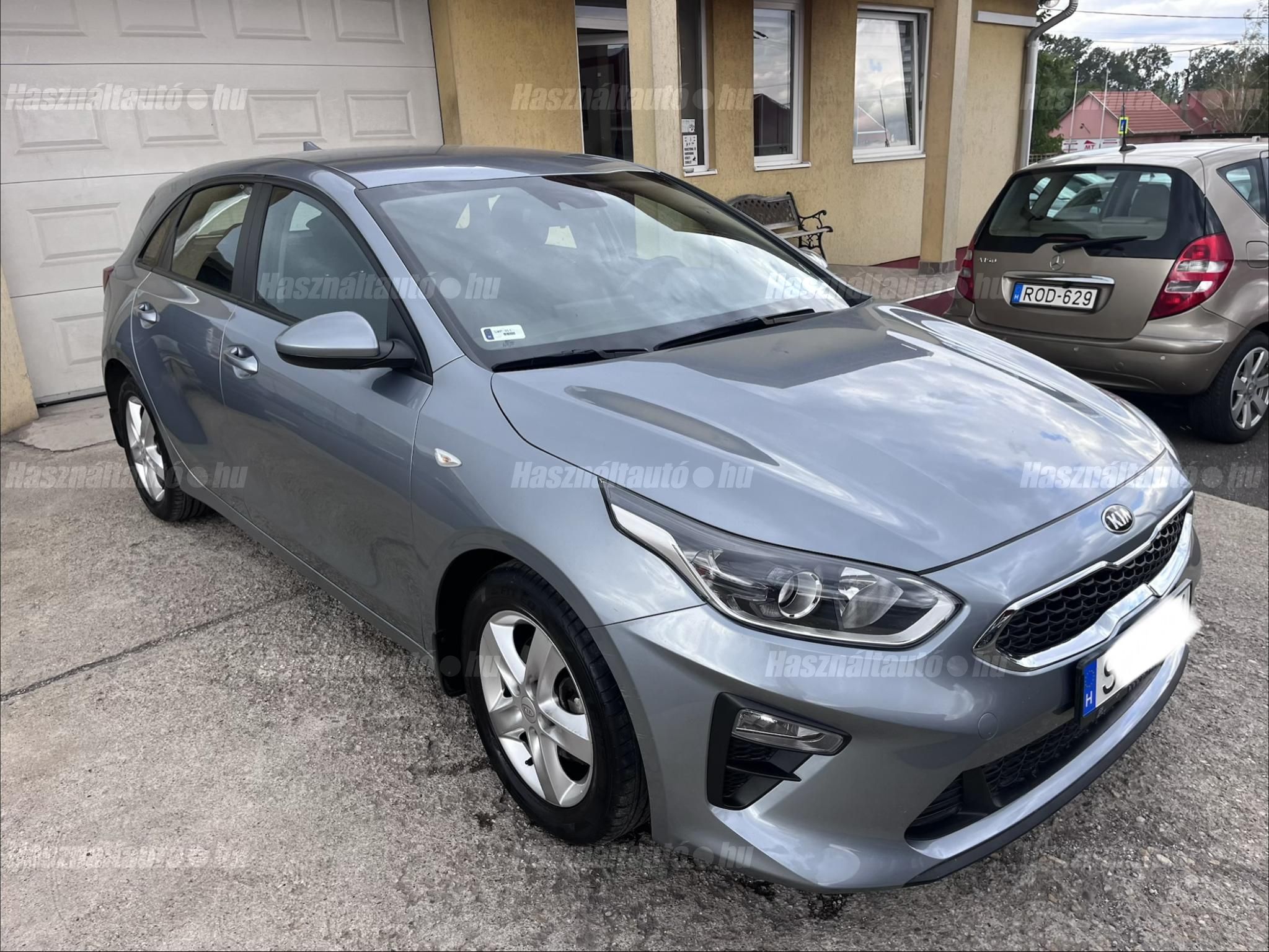 KIA CEE'D 2021/8 - 1
