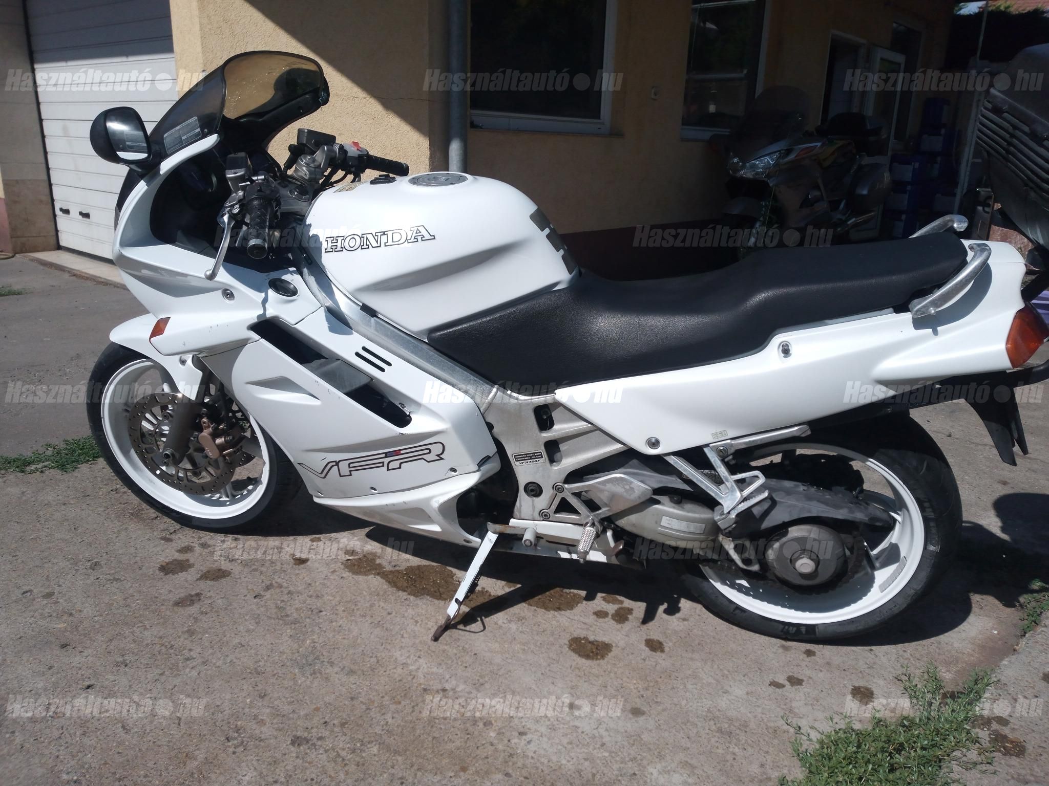 HONDA VFR 750 F 1991/5 - 1