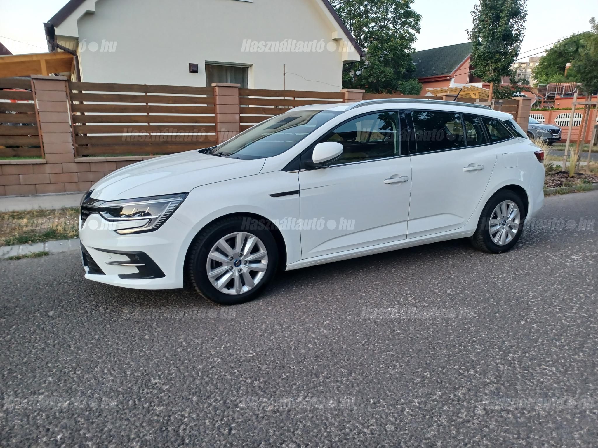 RENAULT MEGANE 2020/10 - 1