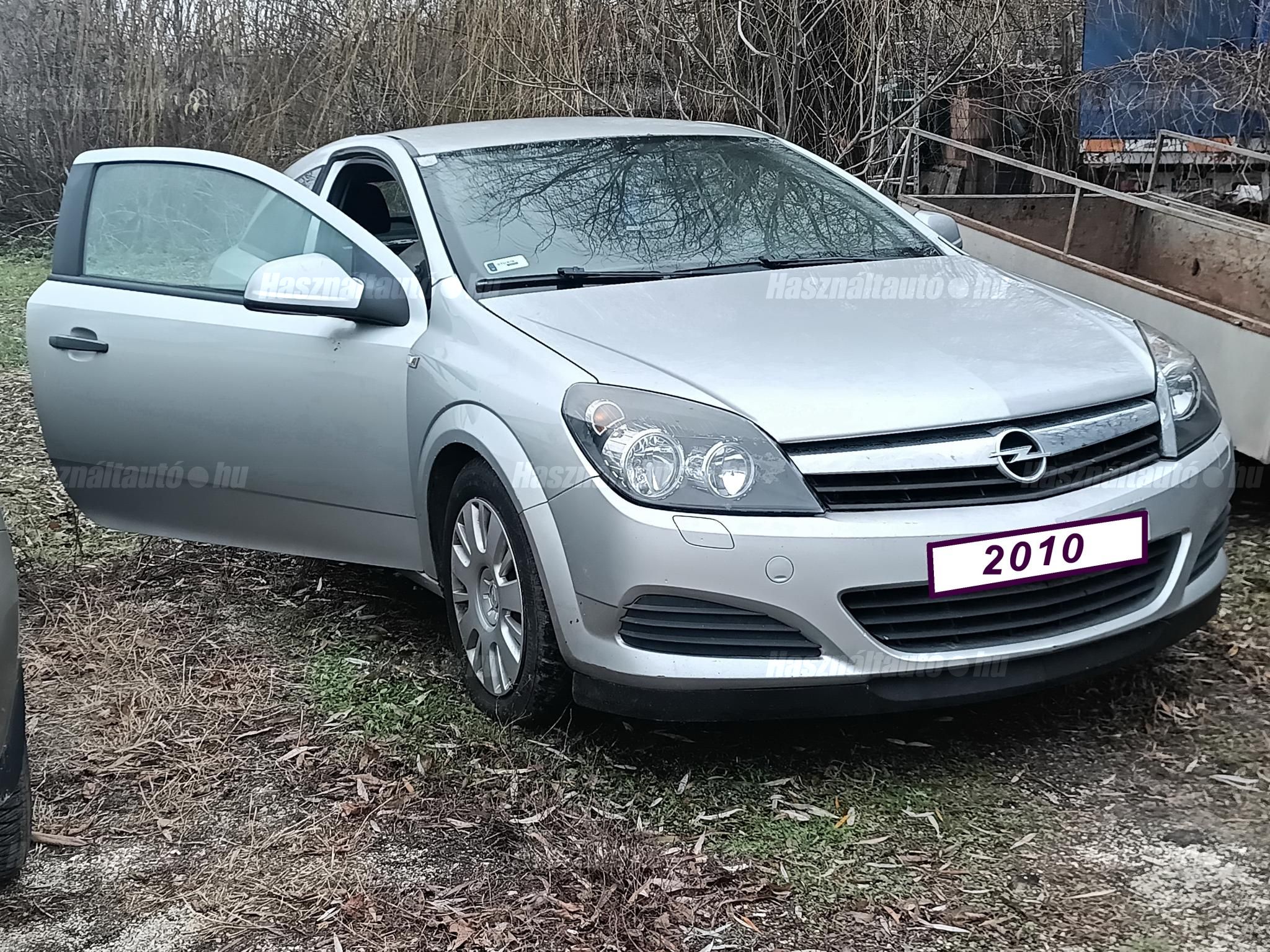 OPEL ASTRA H 2010/8 - 1