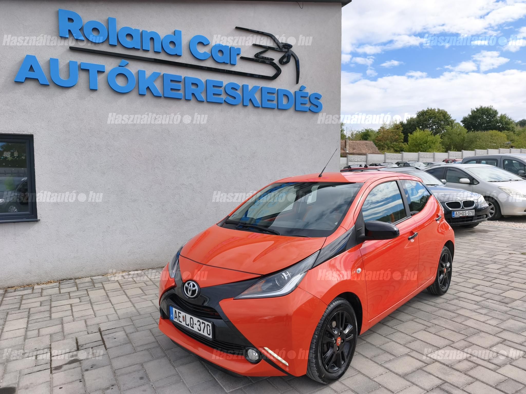 TOYOTA AYGO 2015/9 - 1