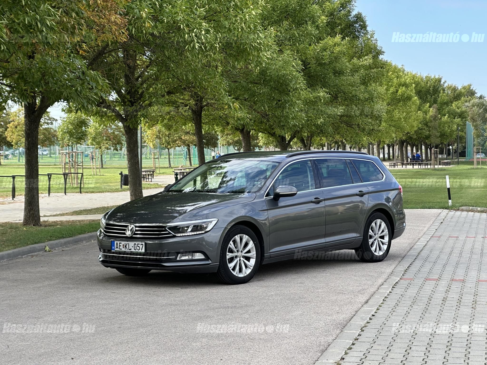 VOLKSWAGEN PASSAT VIII 2017 - 1