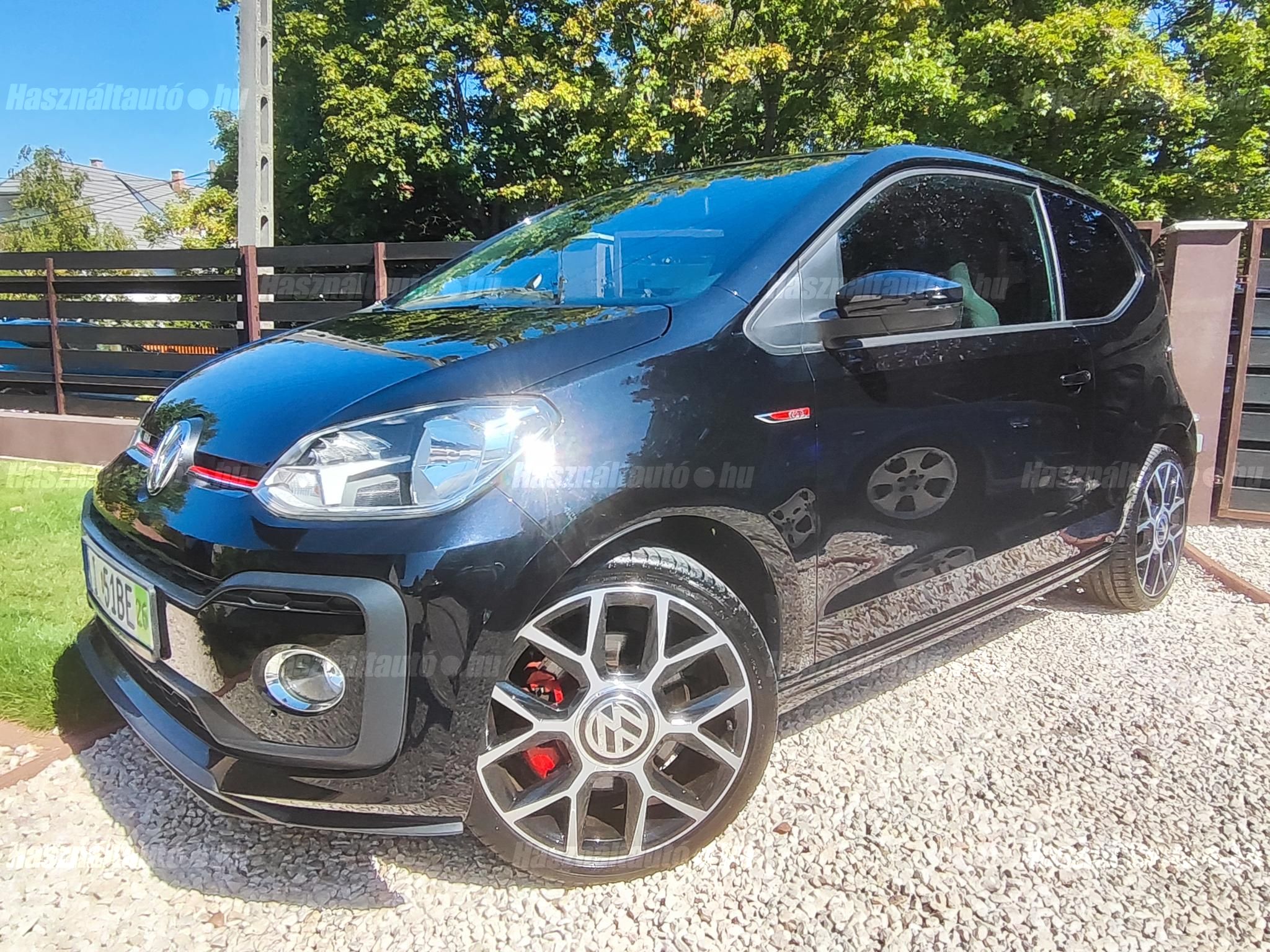 VOLKSWAGEN UP 2019/7 - 1
