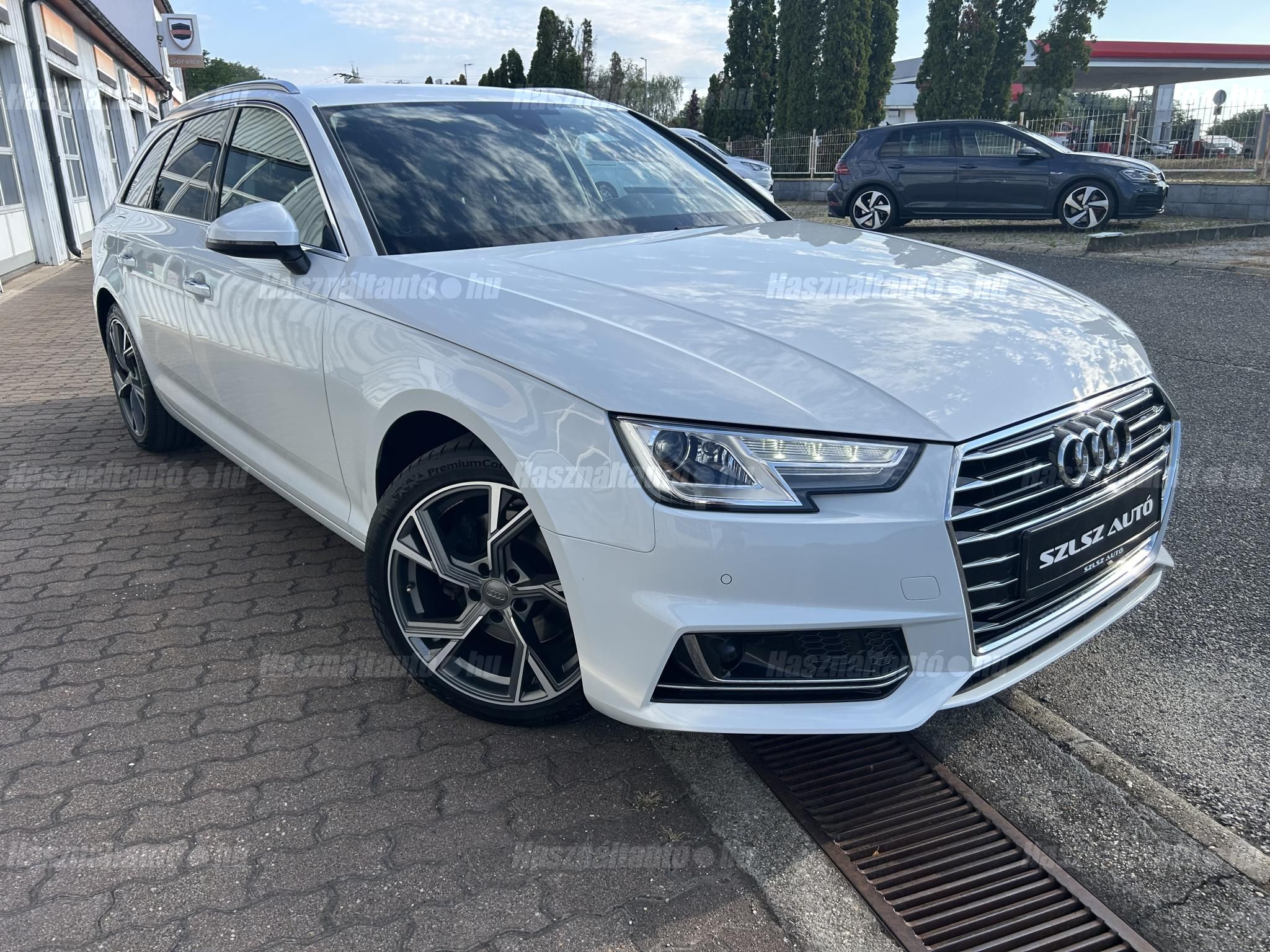 AUDI A4 2019/3 - 1