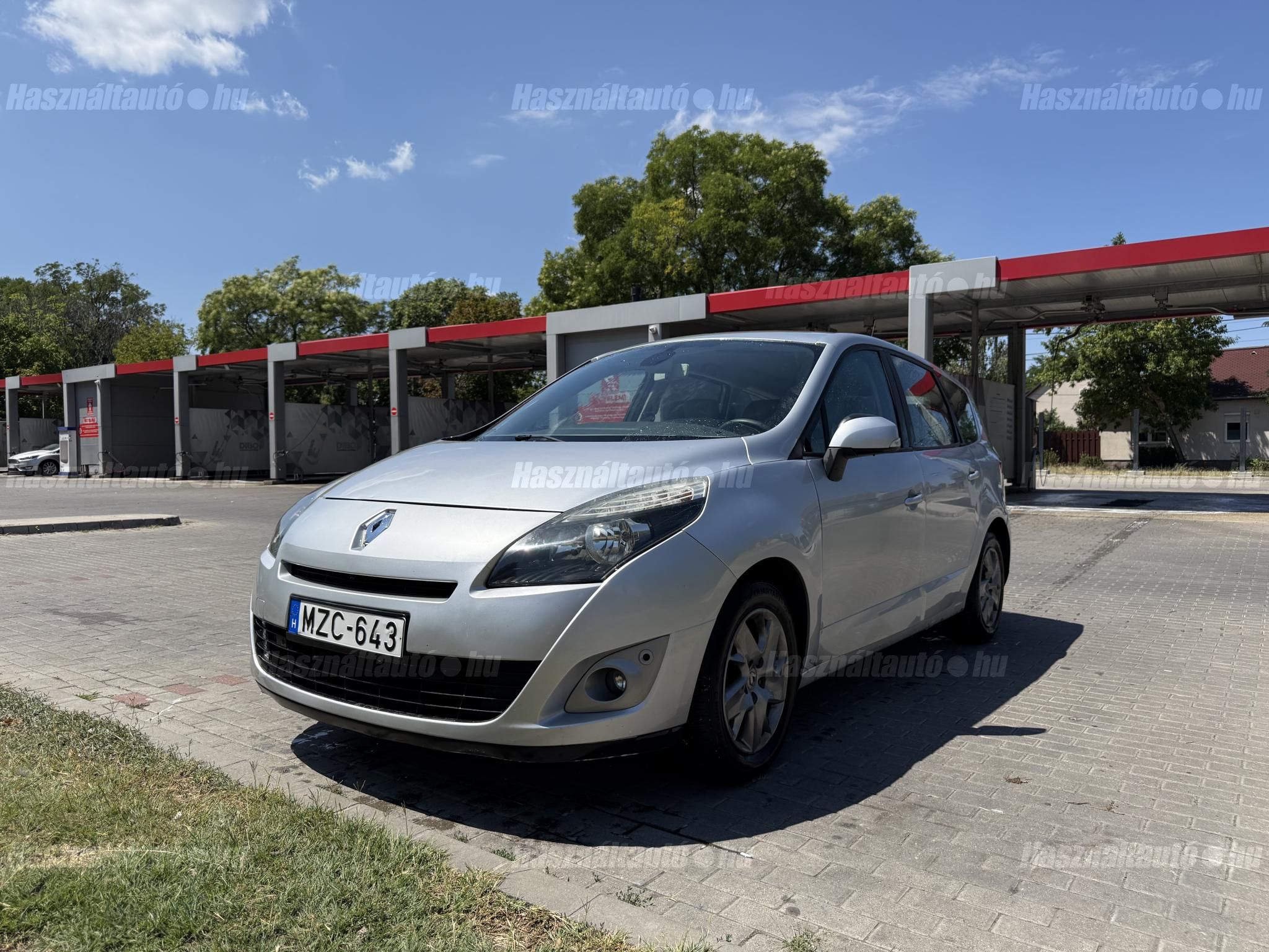 RENAULT GRAND SCENIC 2011/11 - 1