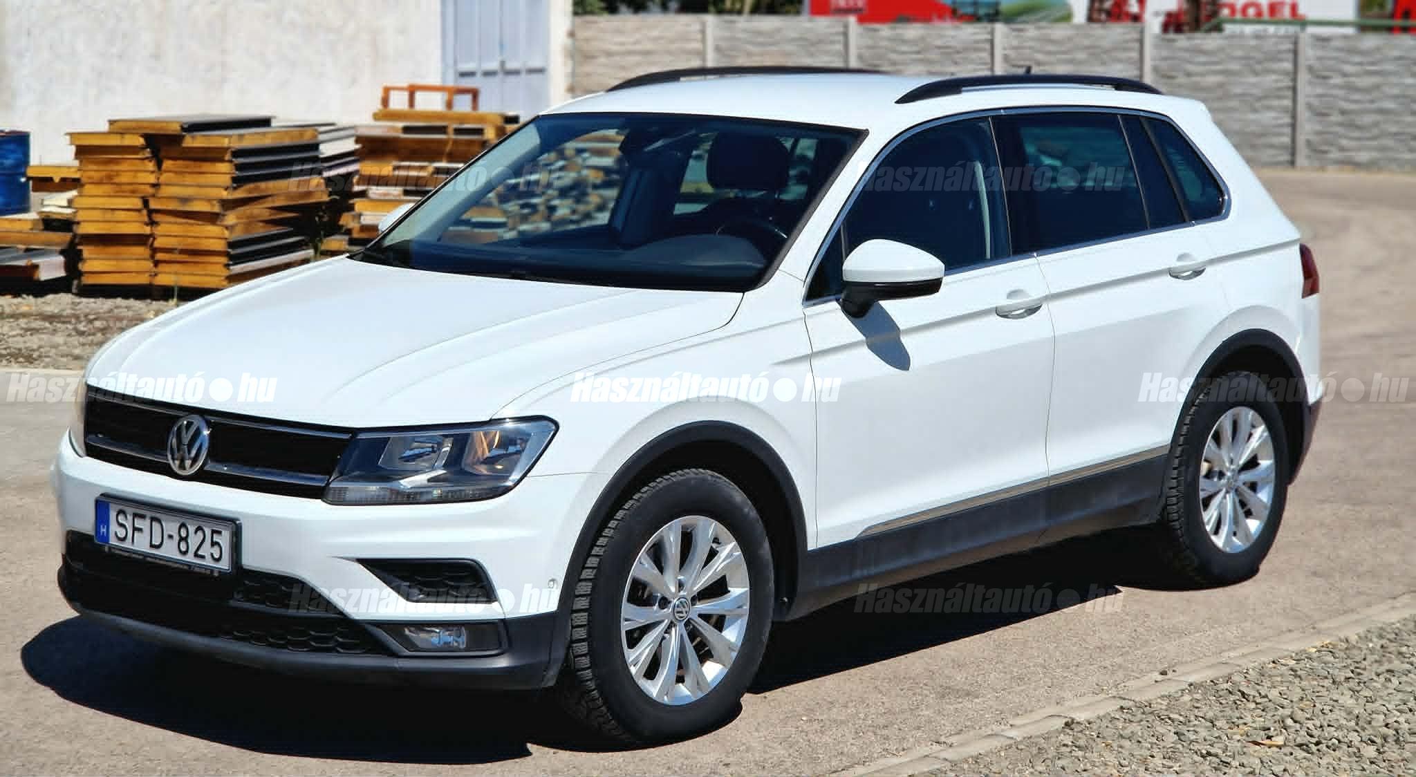 VOLKSWAGEN TIGUAN 2020/10 - 1