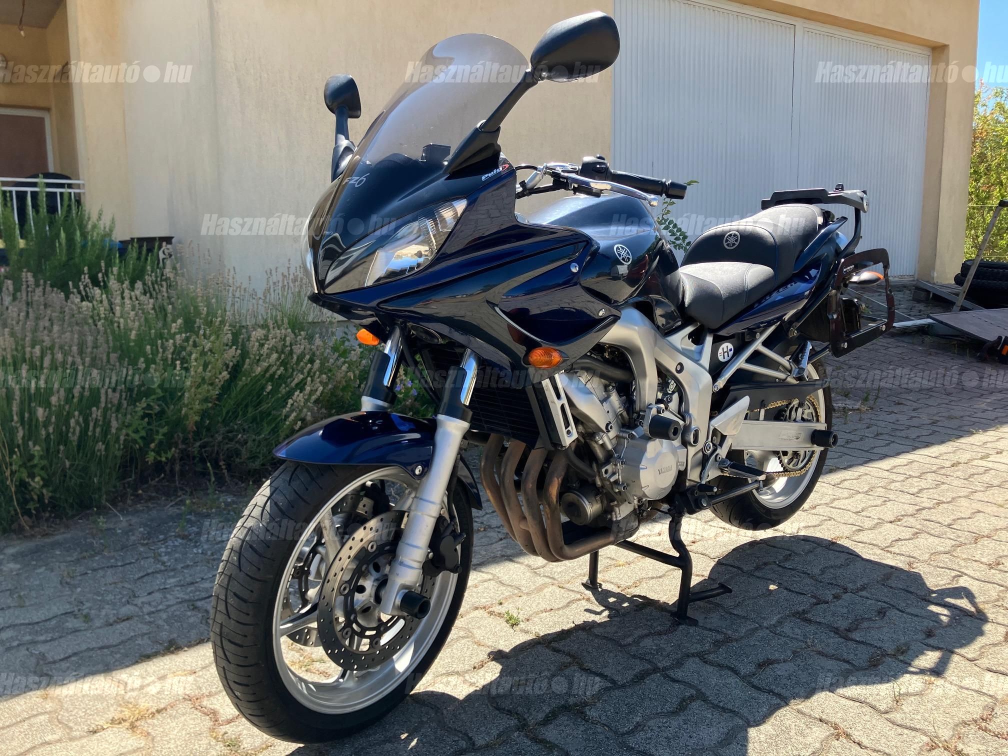 YAMAHA FZ6-S (FAZER) 2004/12 - 1