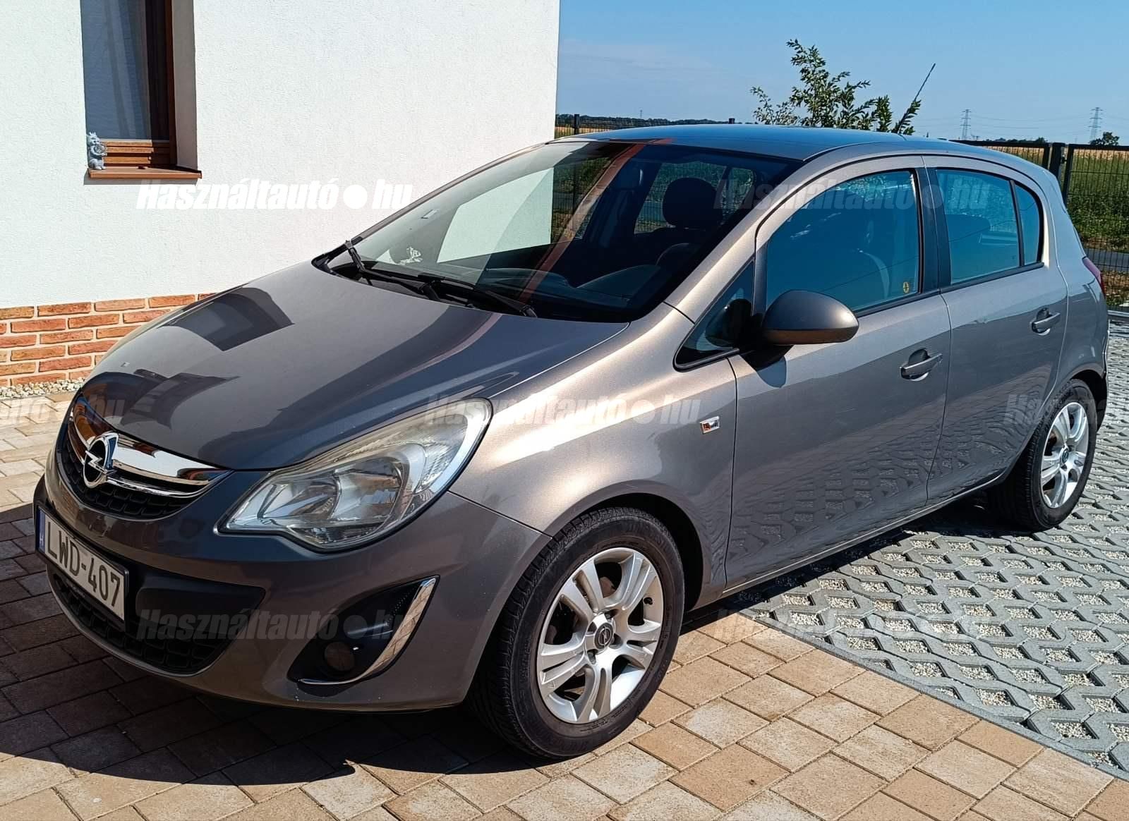 OPEL CORSA D 2011/4 - 1