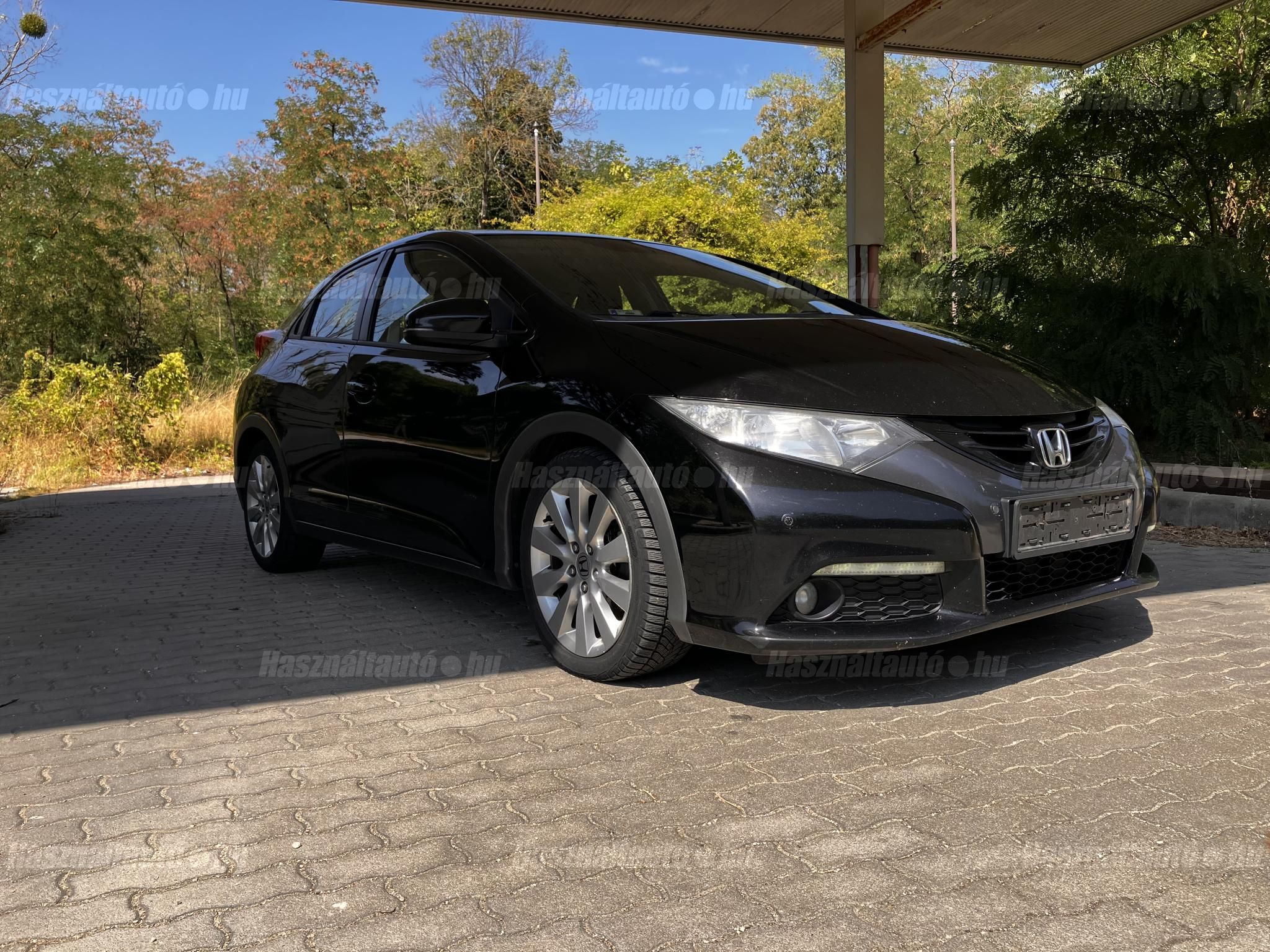 HONDA CIVIC 2012/4 - 1