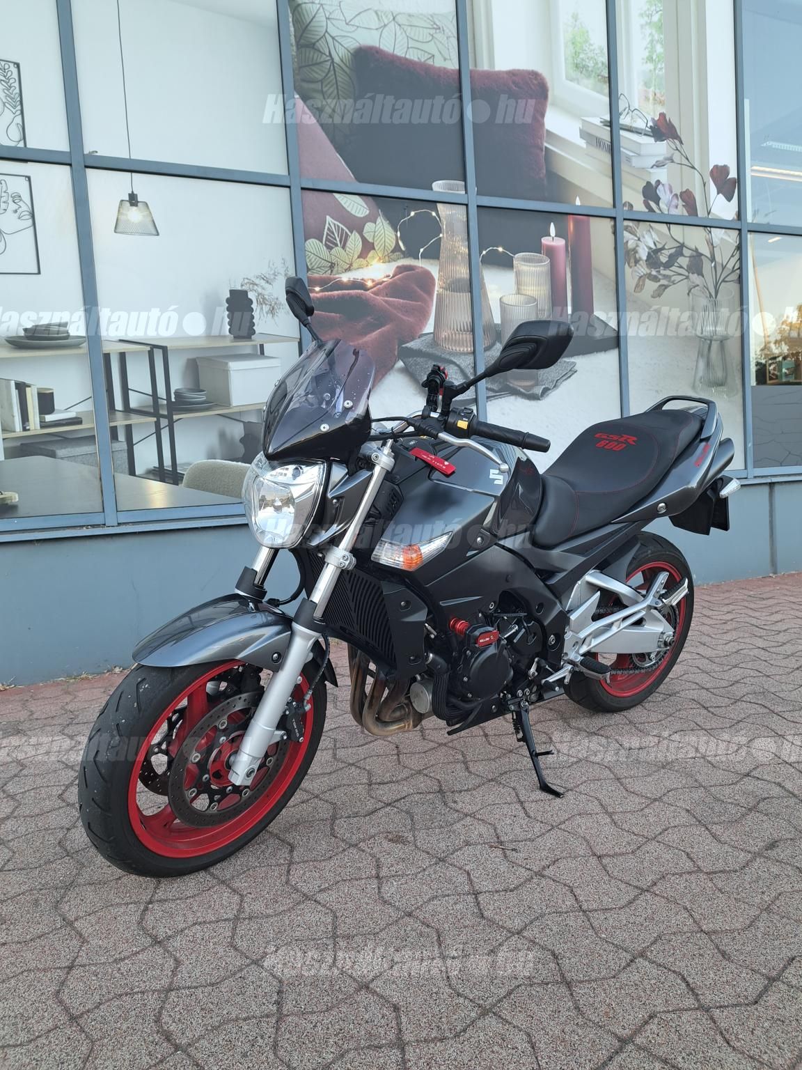 SUZUKI GSR 600 2008/5 - 1