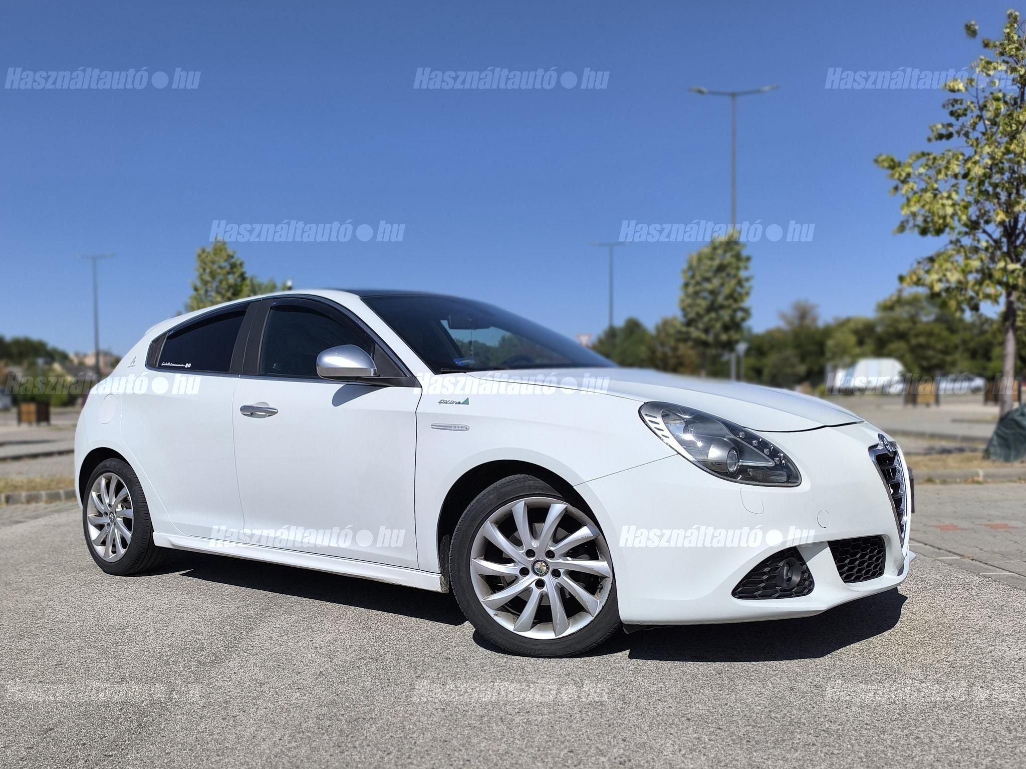 ALFA ROMEO GIULIETTA 2010/7 - 1