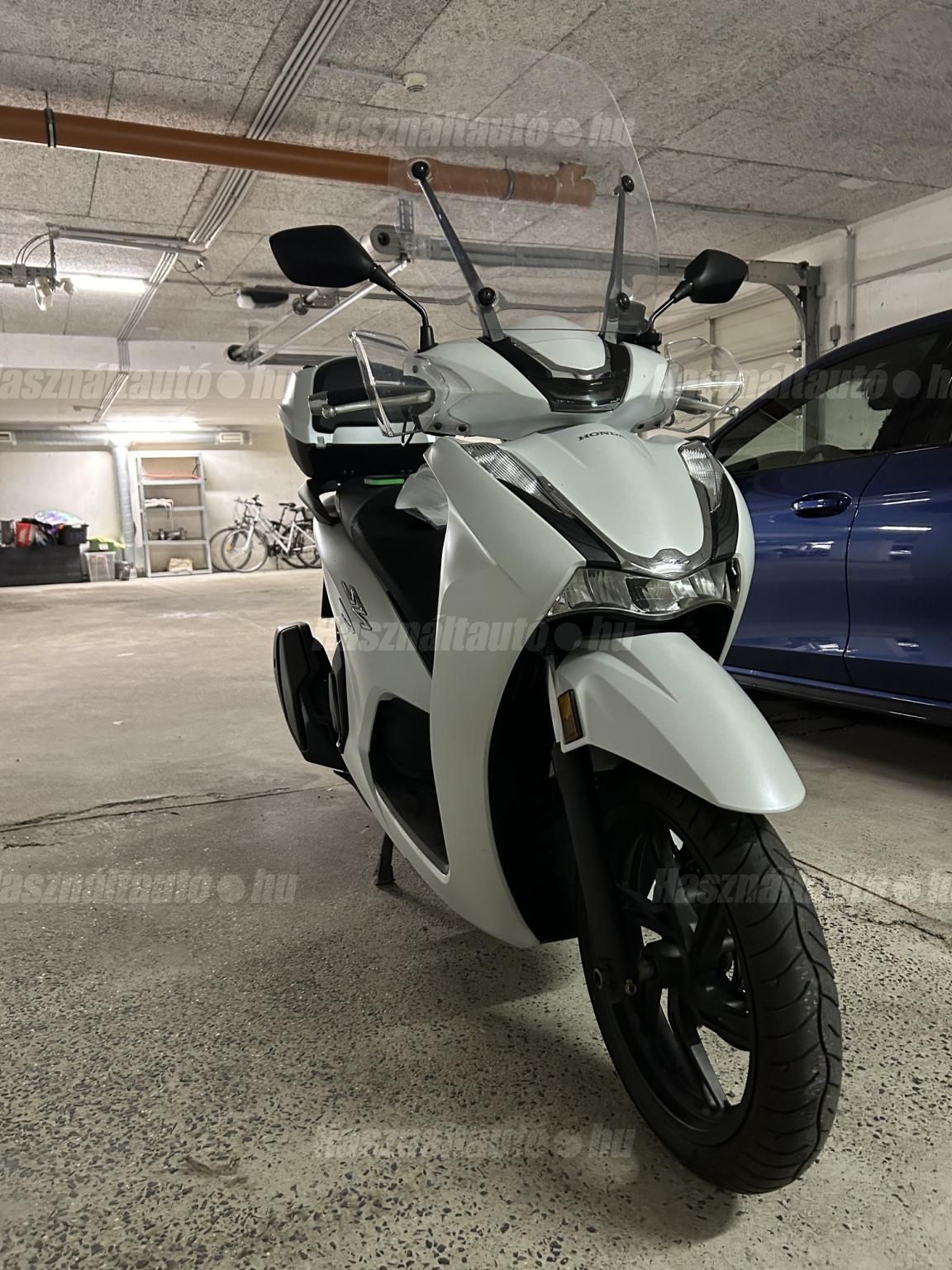 HONDA SH 350 2024/8 - 1